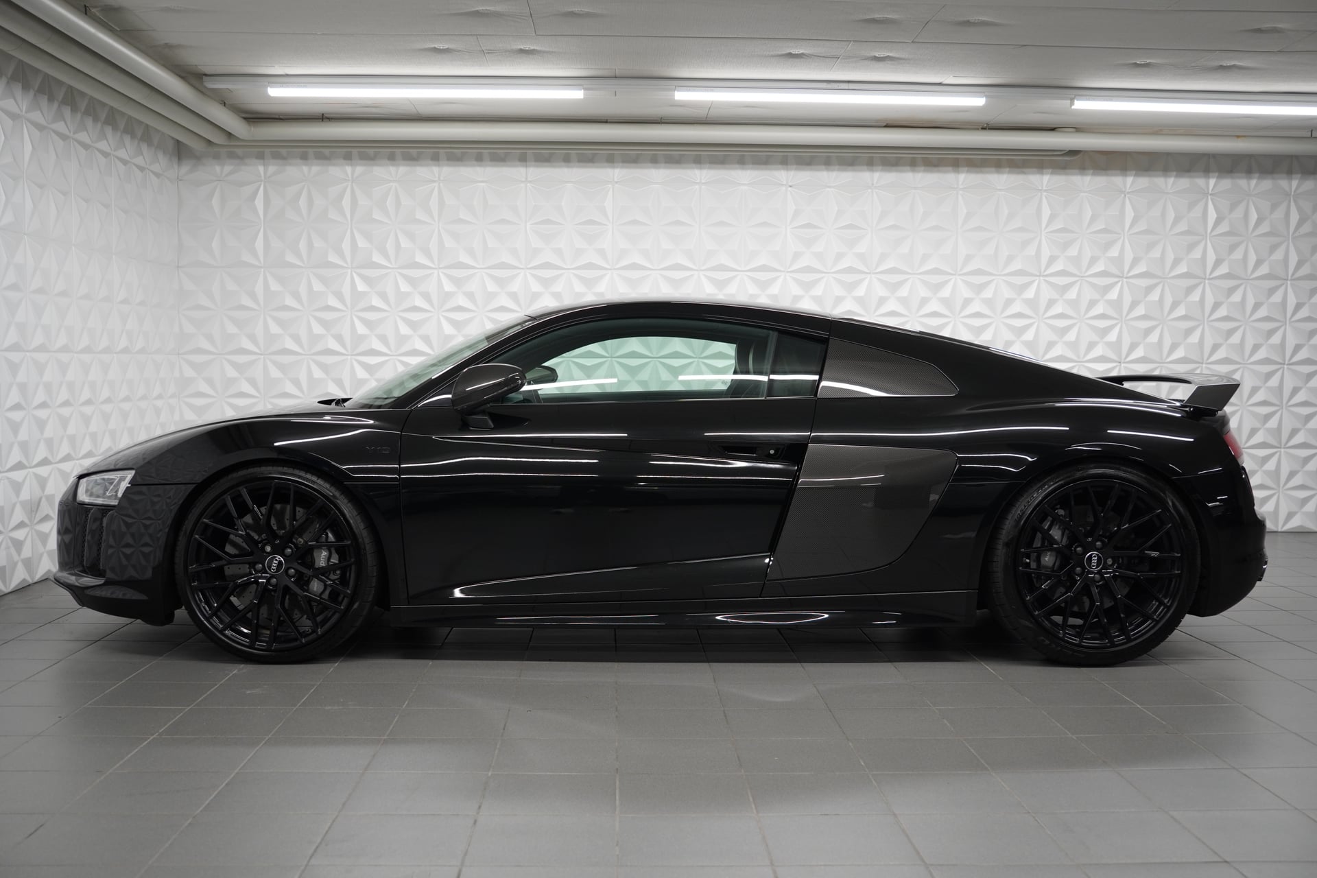 Audi R8 Coupé 5.2 plus S-Tronic – Bild 2