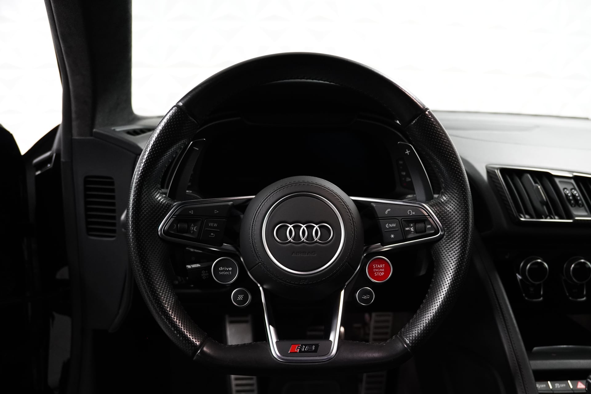 Audi R8 Coupé 5.2 plus S-Tronic – Bild 13
