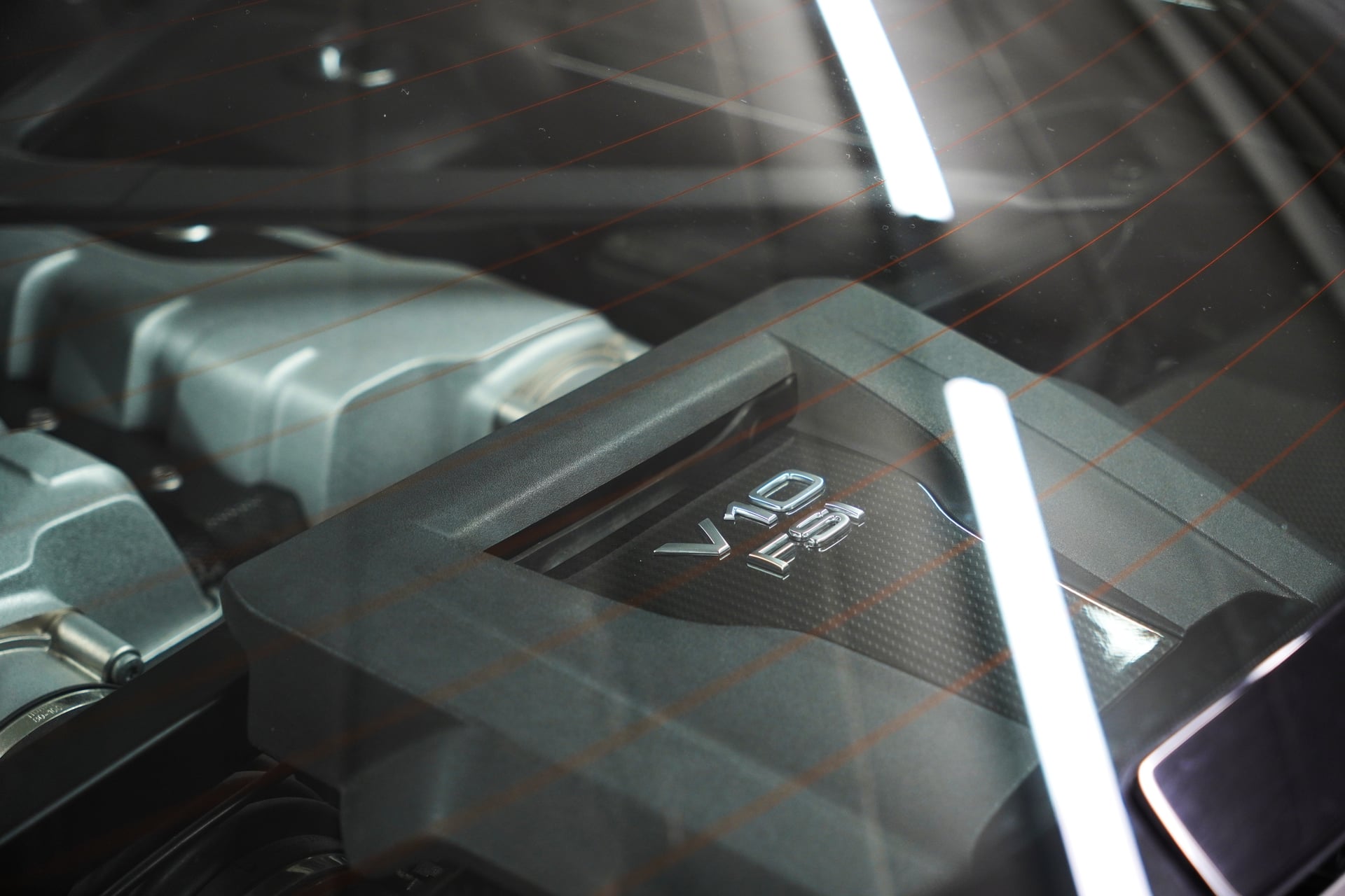 Audi R8 Coupé 5.2 plus S-Tronic – Bild 15