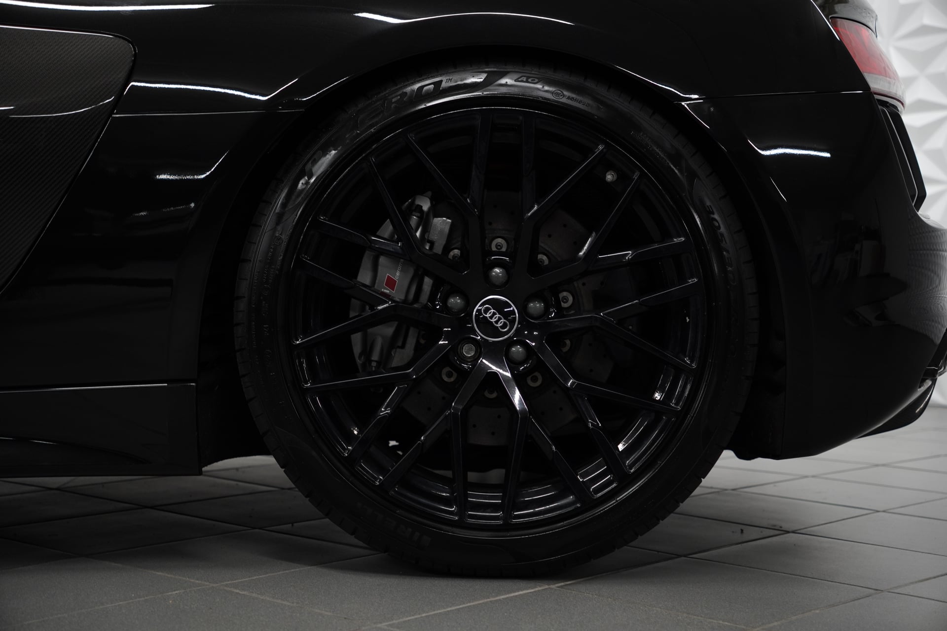 Audi R8 Coupé 5.2 plus S-Tronic – Bild 10
