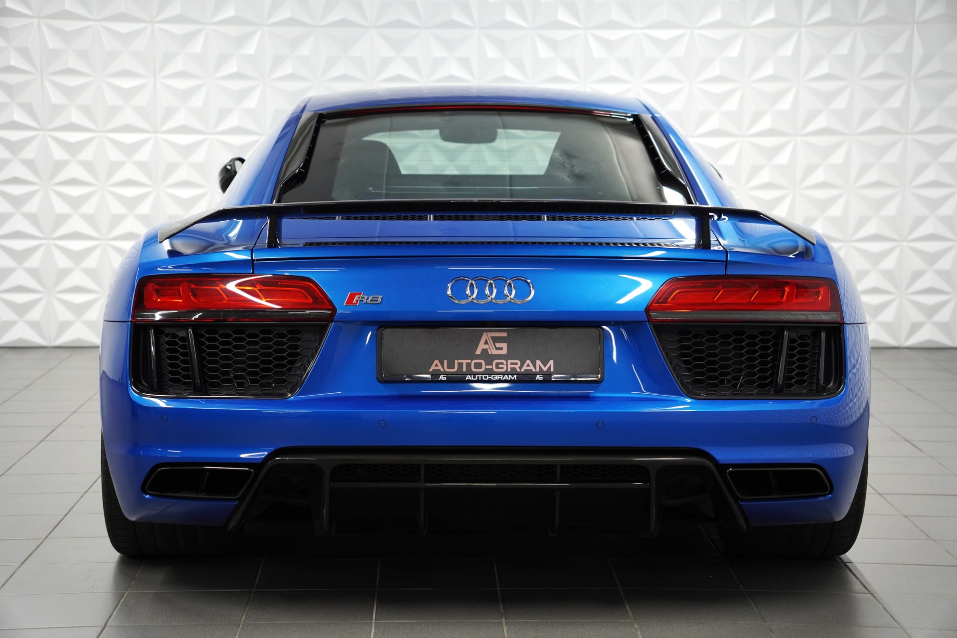 Audi R8 Coupé 5.2 plus S-Tronic – Bild 4