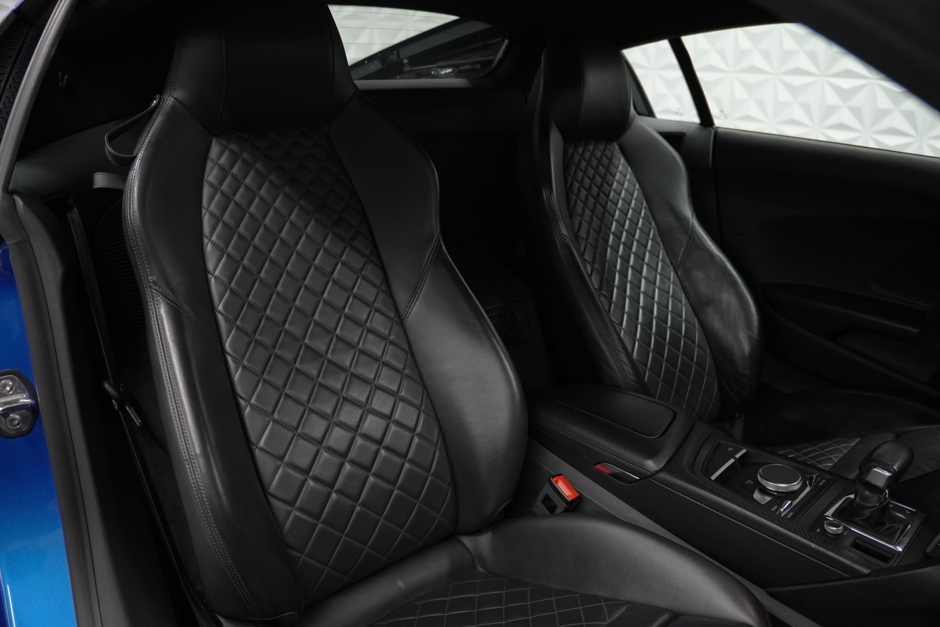 Audi R8 Coupé 5.2 plus S-Tronic – Bild 13