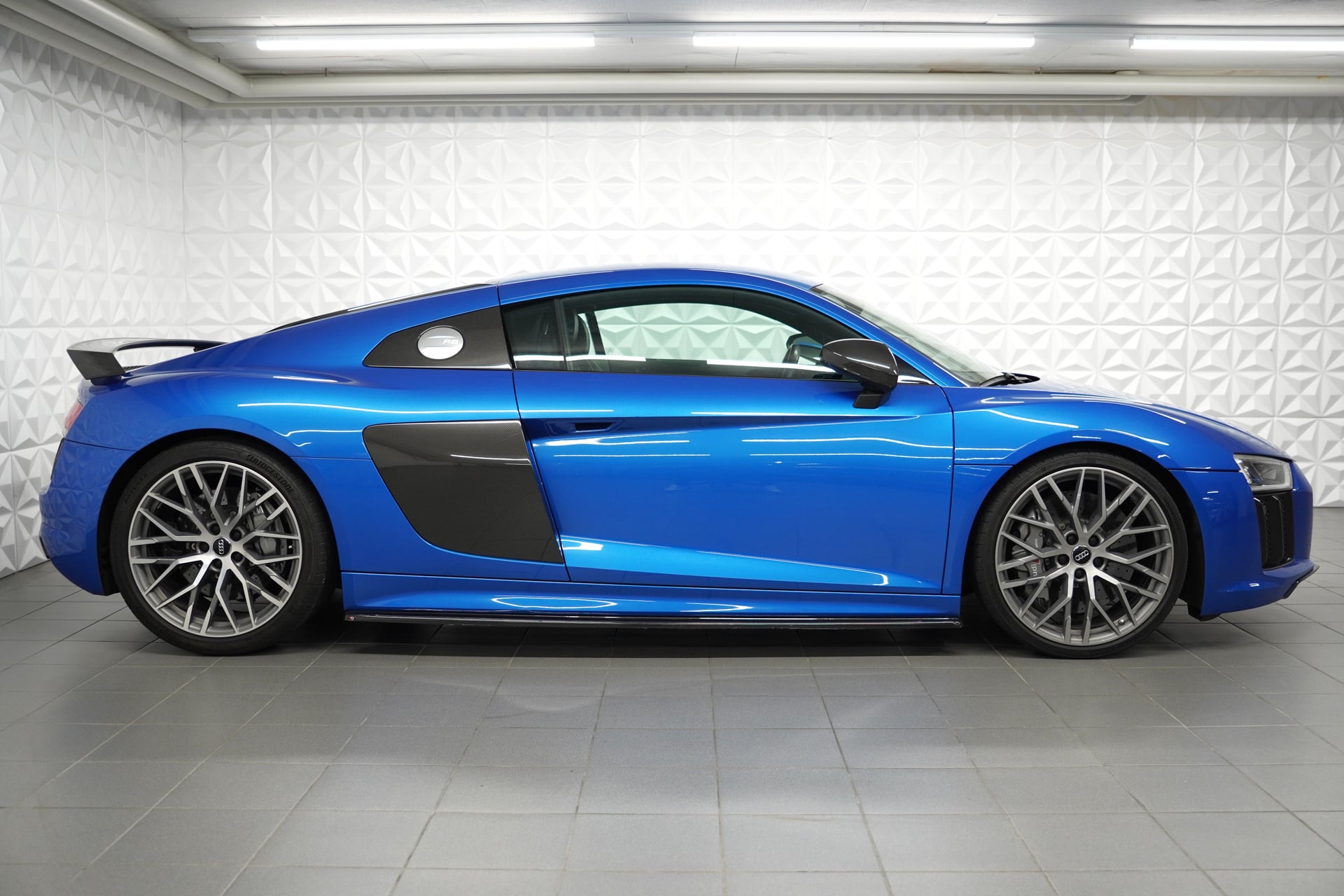 Audi R8 Coupé 5.2 plus S-Tronic – Bild 6