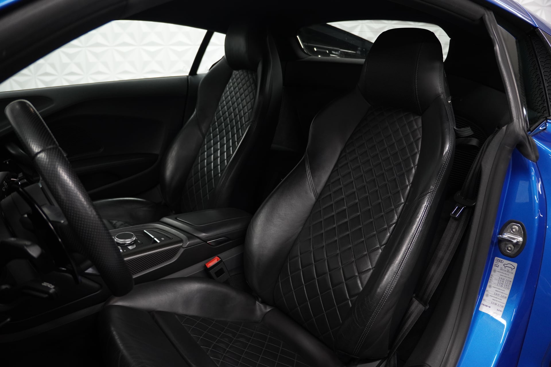 Audi R8 Coupé 5.2 plus S-Tronic – Bild 12