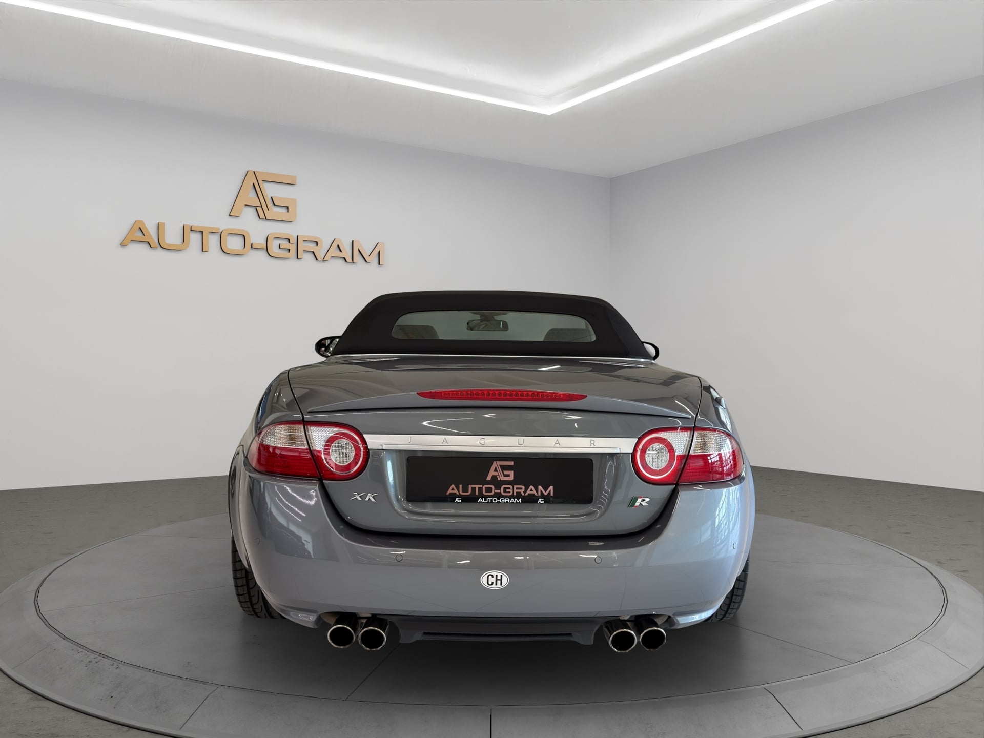 Jaguar XKR 4.2 V8 SC Automatic – Bild 4