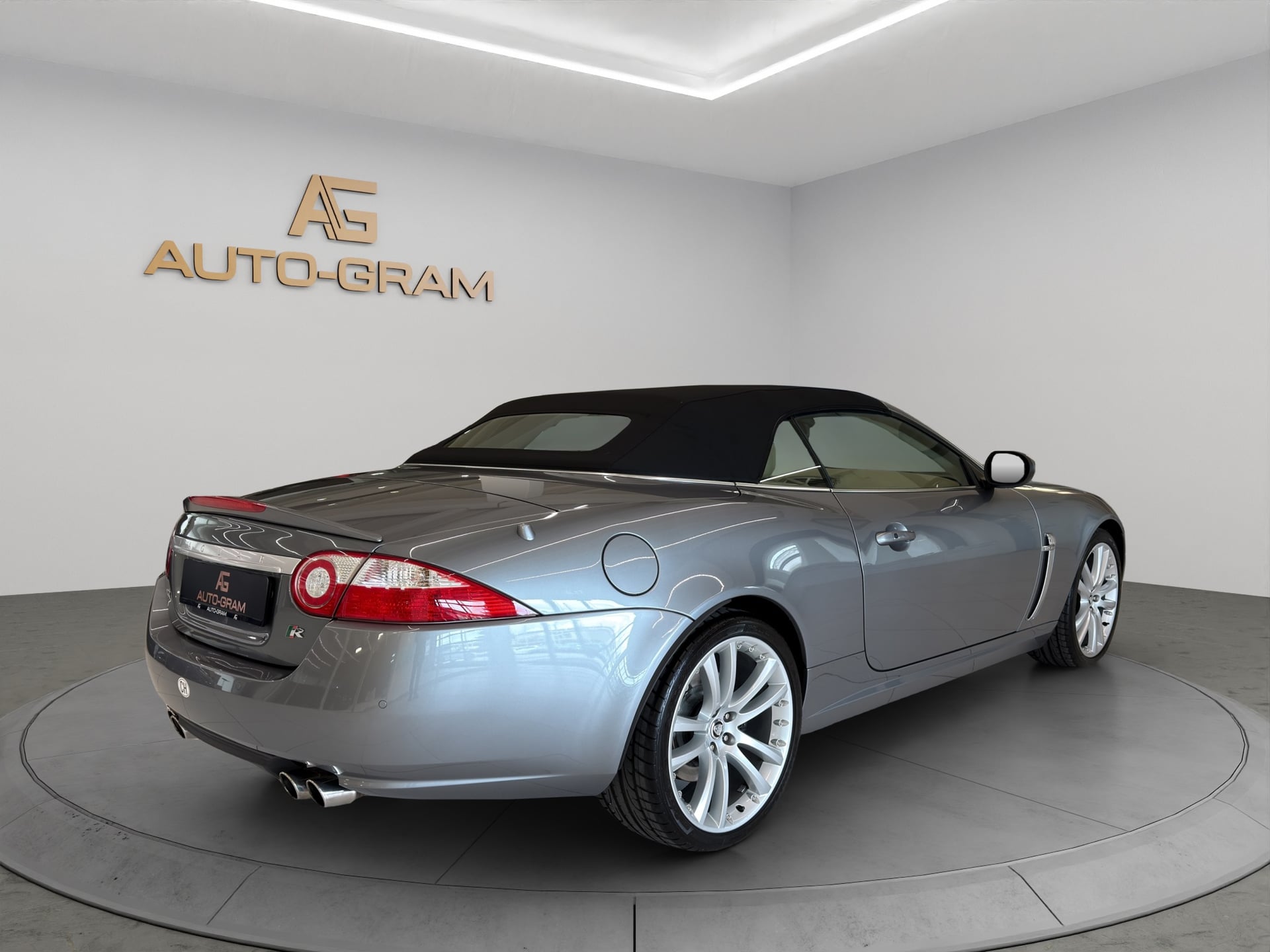 Jaguar XKR 4.2 V8 SC Automatic – Bild 5