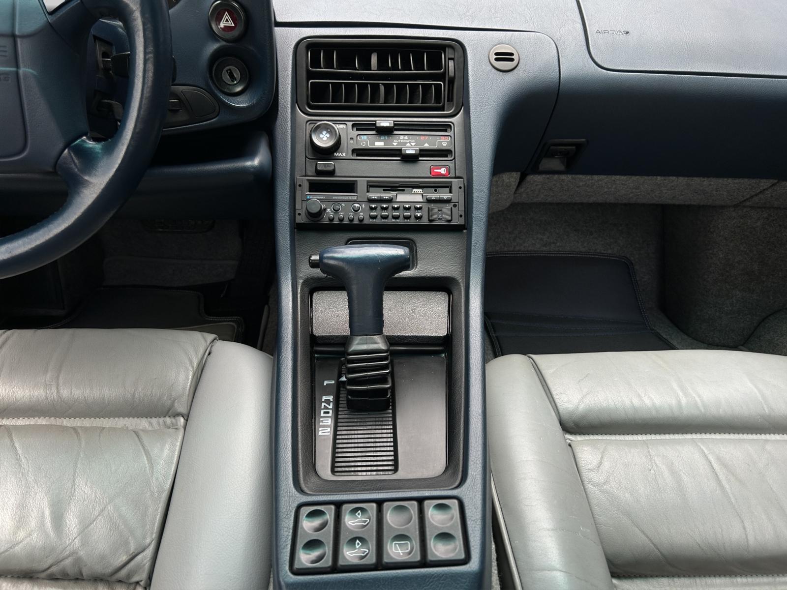 Porsche 928 GTS – Bild 17