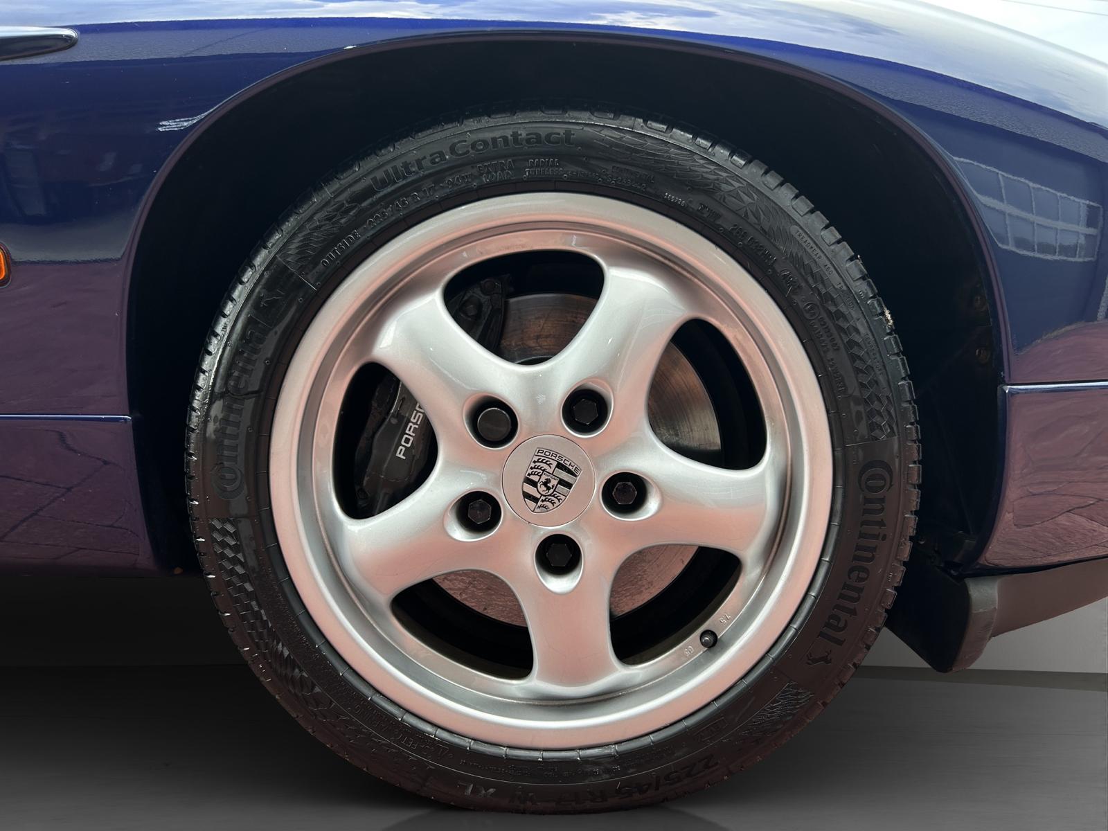Porsche 928 GTS – Bild 9