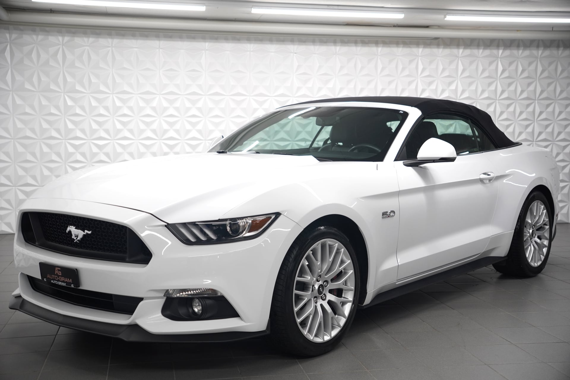 Ford Mustang Convertible 2.3 Automat