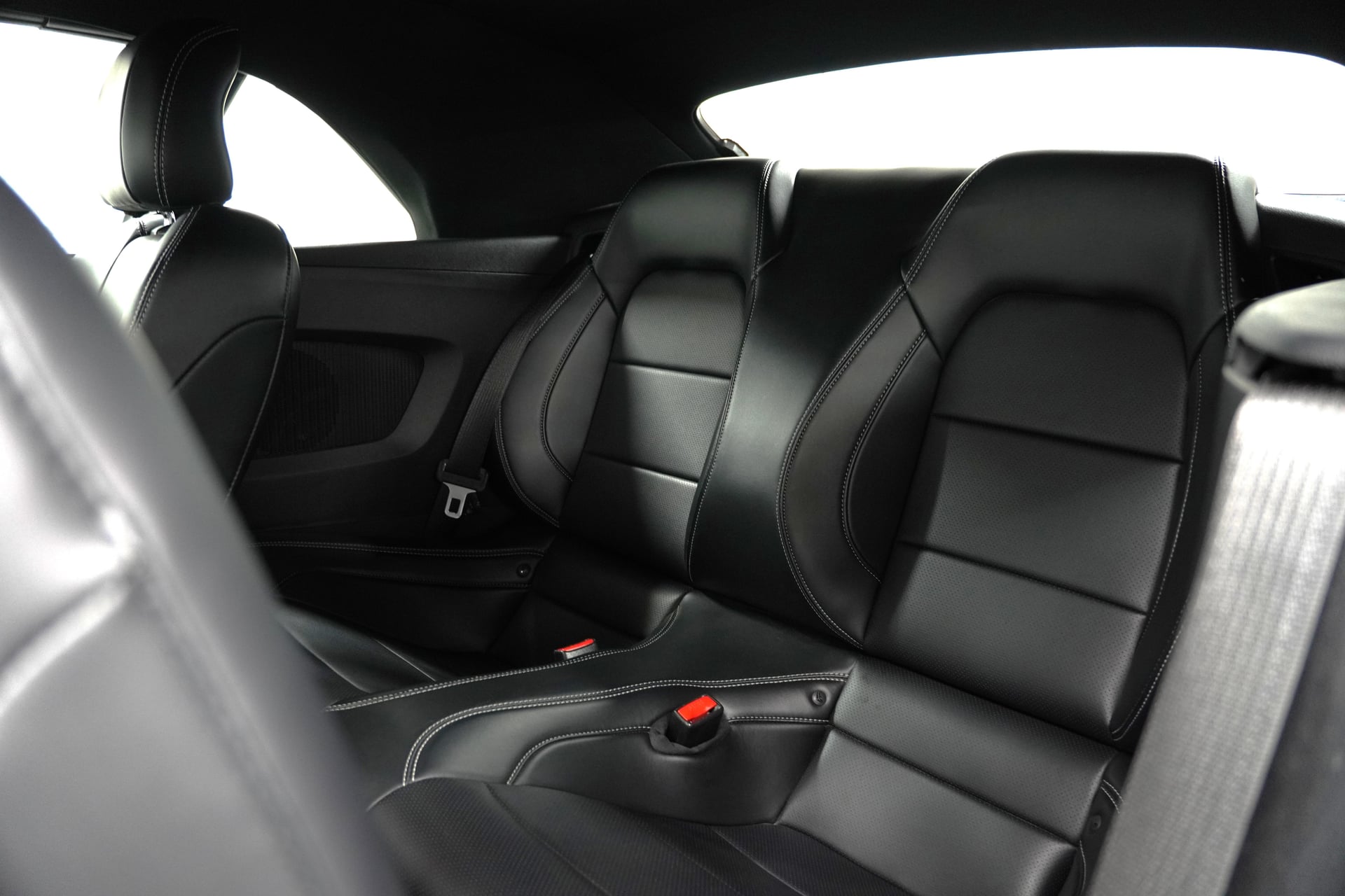 Ford Mustang Convertible 2.3 Automat – Bild 29