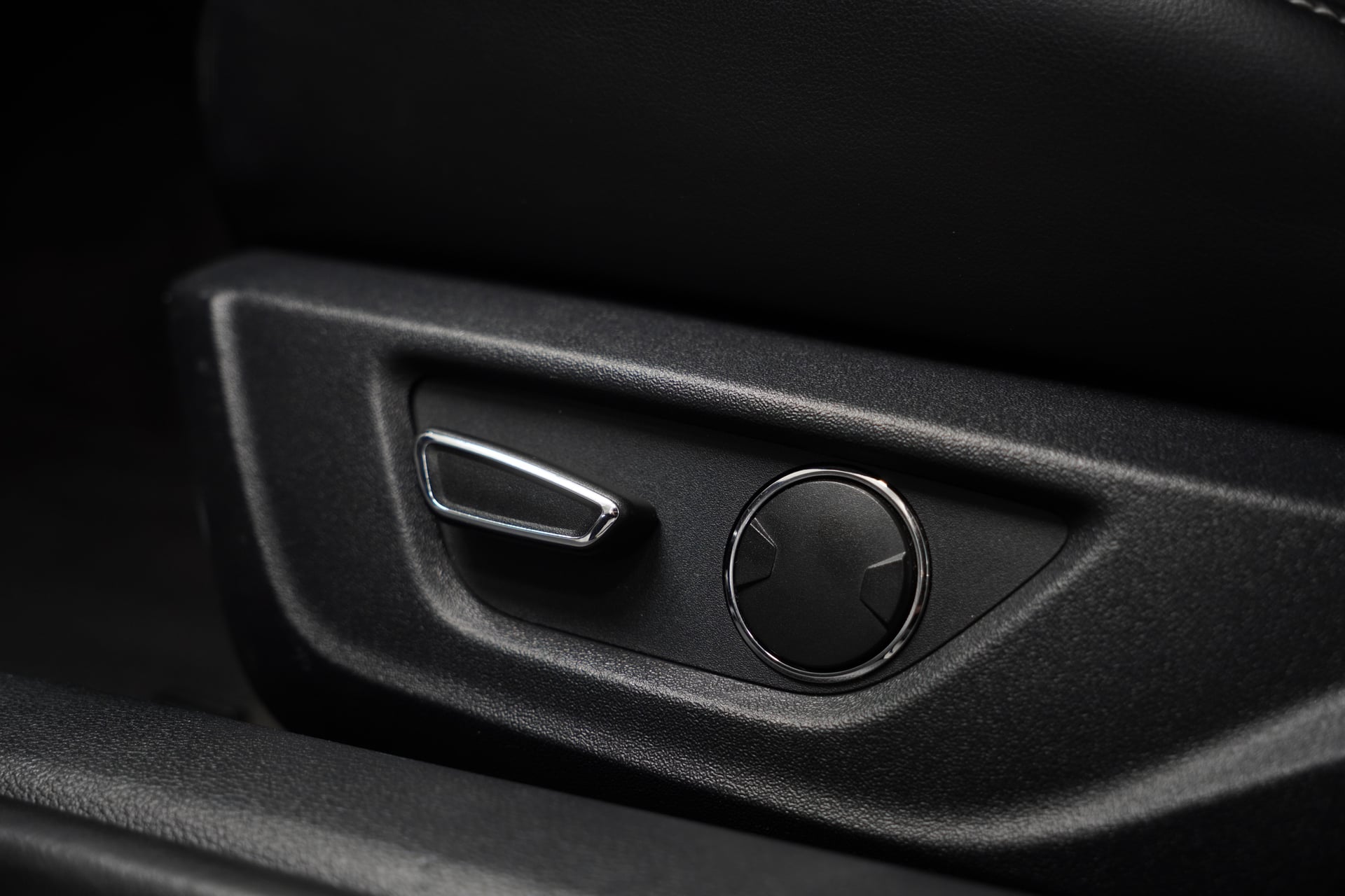 Ford Mustang Convertible 2.3 Automat – Bild 21