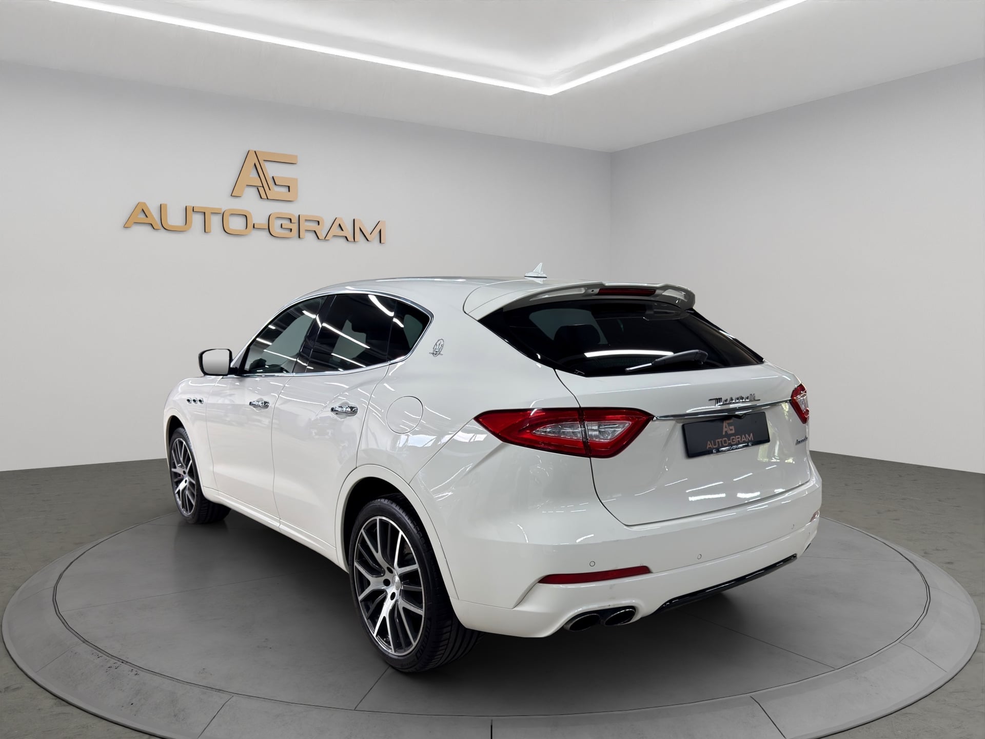 Maserati Levante S 3.0 V6 Automatica – Bild 3