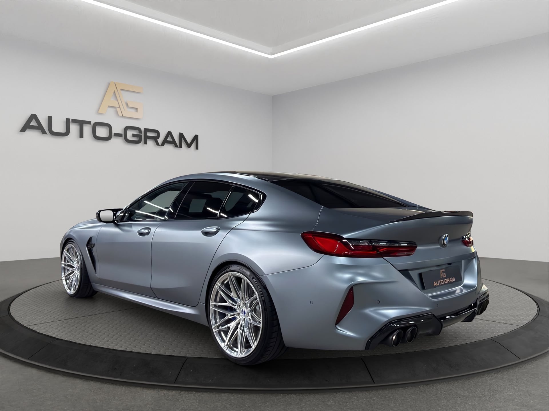 BMW M8 xDrive M Competition Steptronic – Bild 3