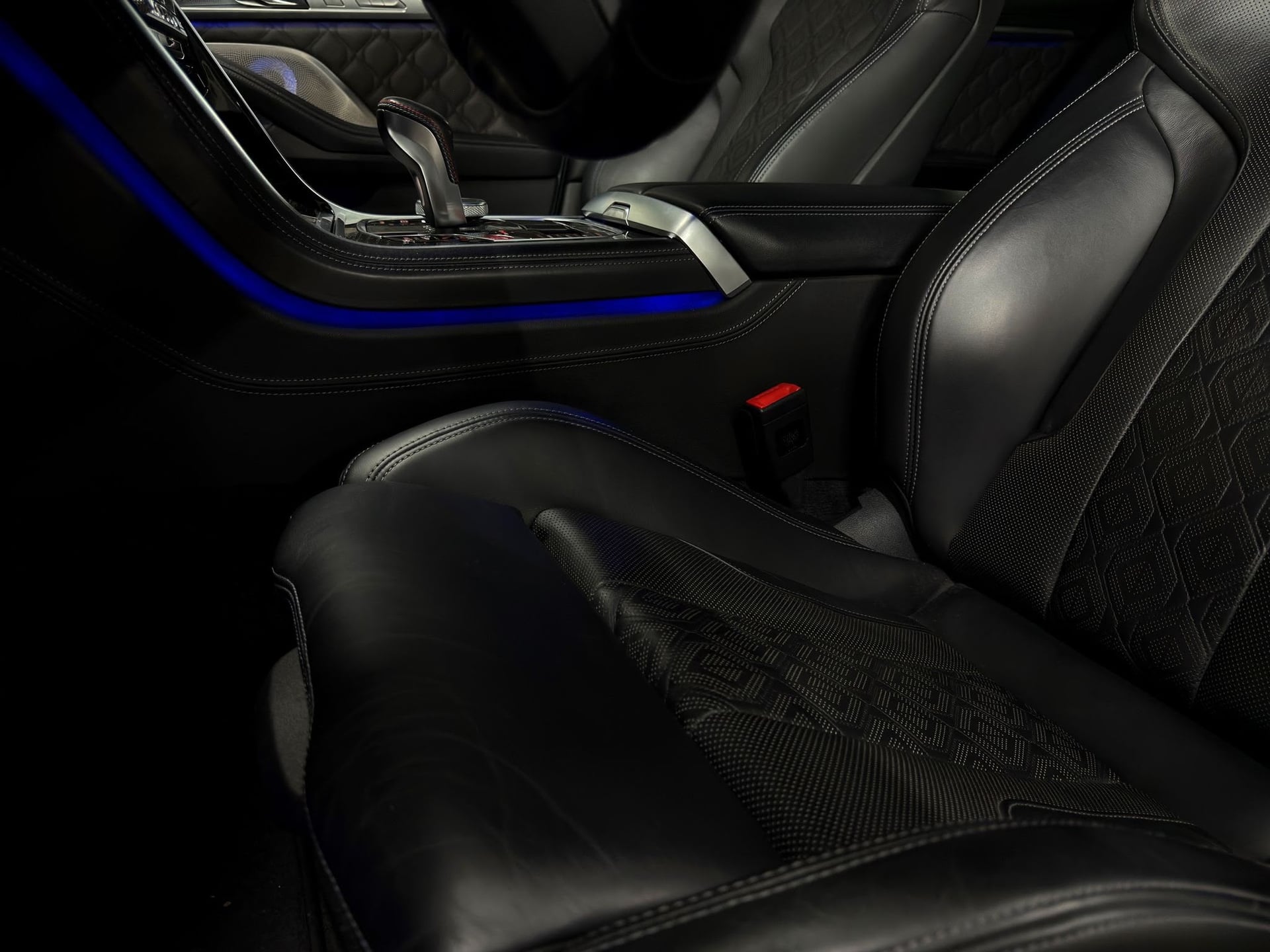 BMW M8 xDrive M Competition Steptronic – Bild 26