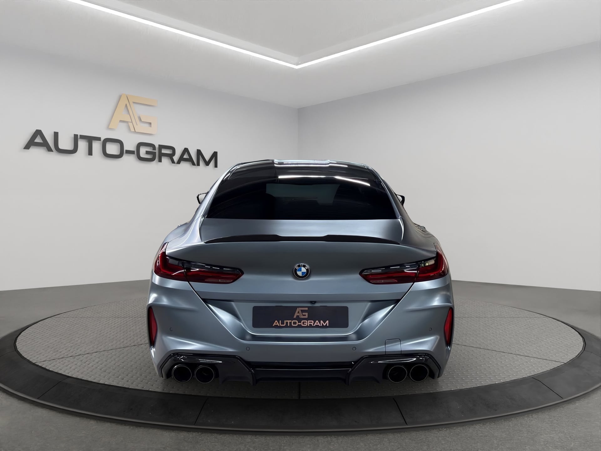 BMW M8 xDrive M Competition Steptronic – Bild 4
