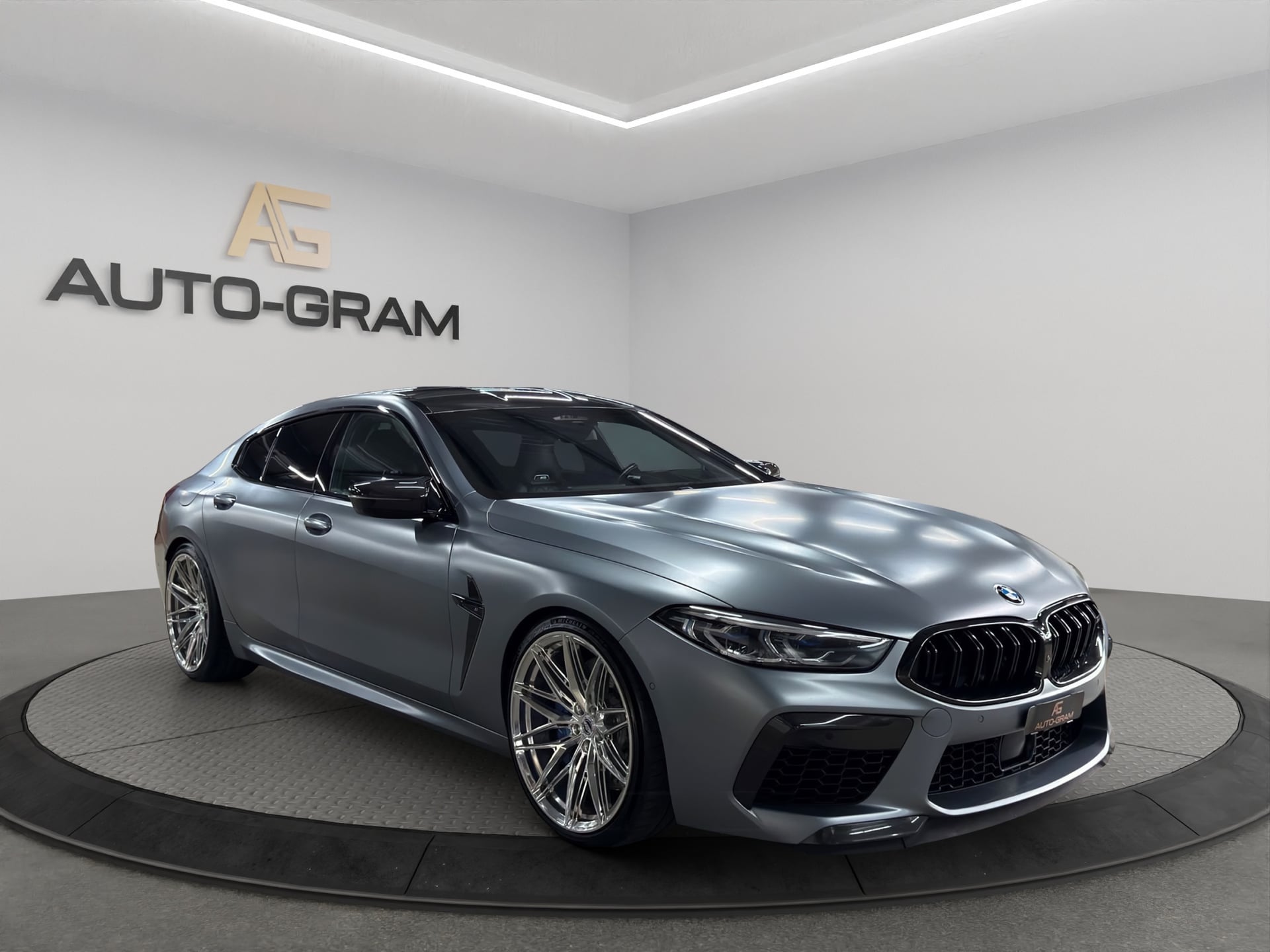 BMW M8 xDrive M Competition Steptronic – Bild 7