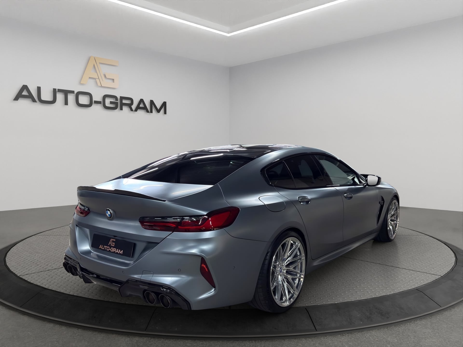 BMW M8 xDrive M Competition Steptronic – Bild 5