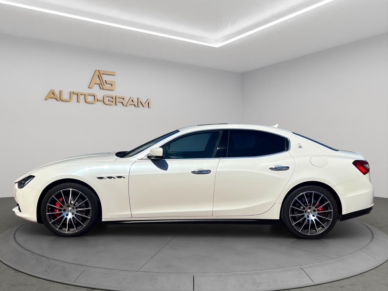 Maserati Ghibli S Q4 3.0 V6 Automatica – Bild 2