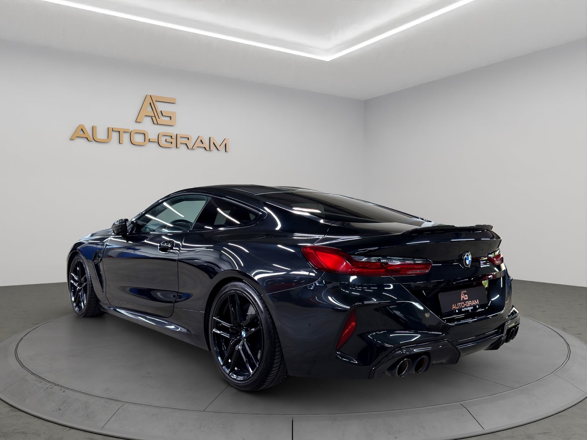 BMW M8 xDrive Steptronic M Competition – Bild 3