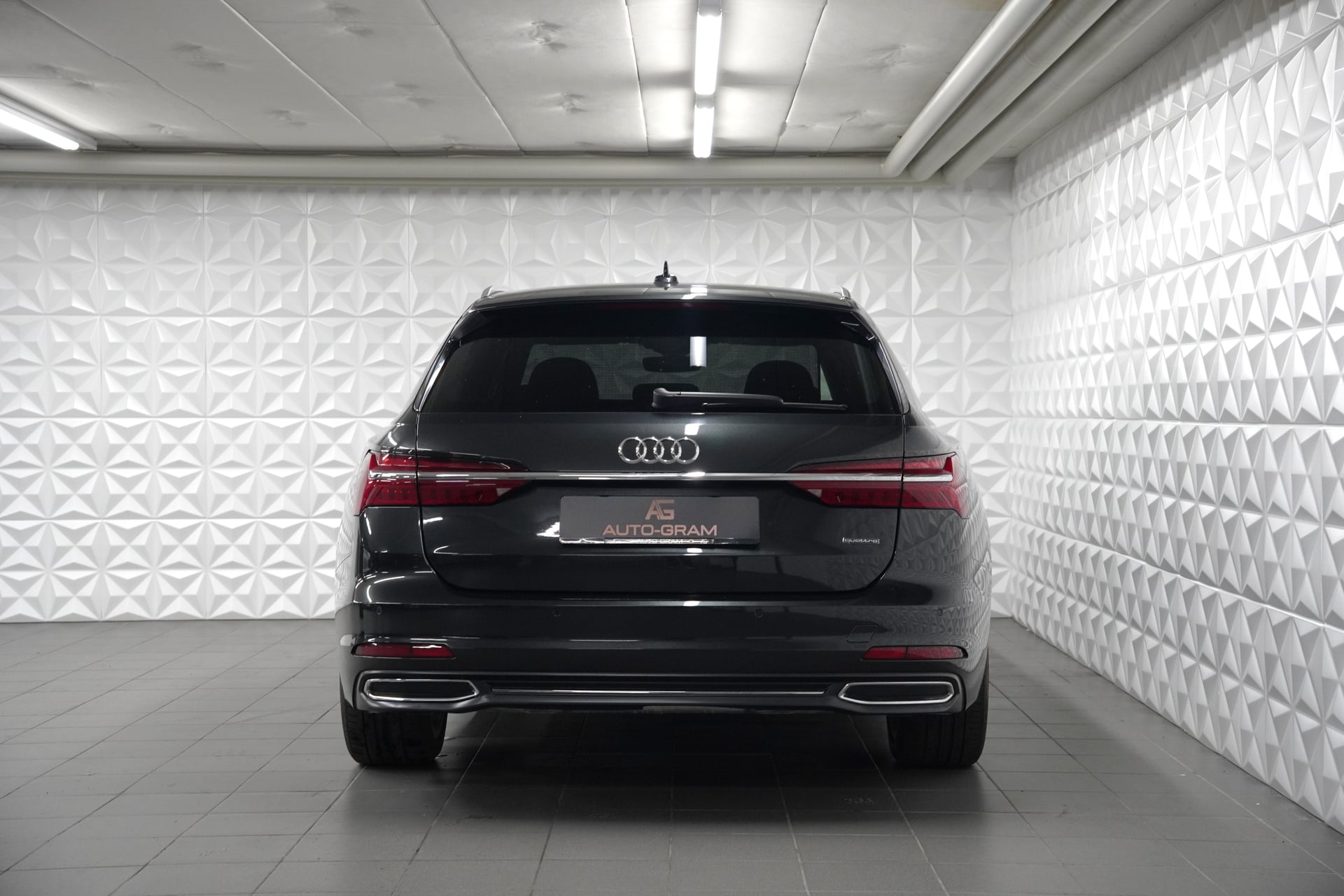 Audi A6 Avant 55 TFSI quattro S-tronic – Bild 4