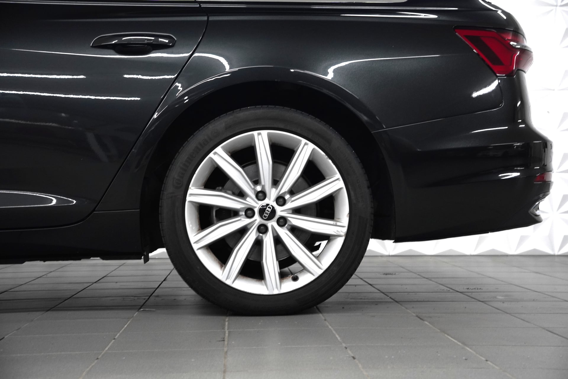 Audi A6 Avant 55 TFSI quattro S-tronic – Bild 10
