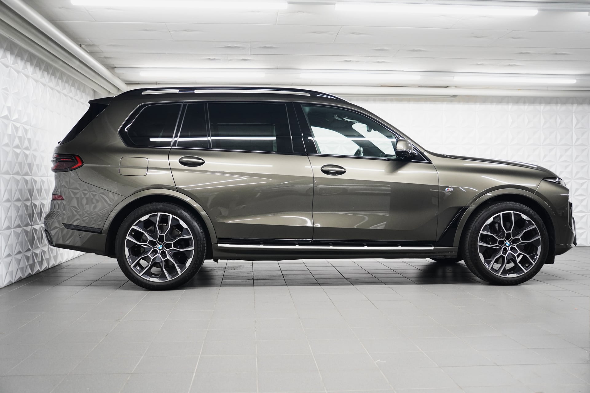 BMW X7 xDrive 48V 40d M Sport Pro Steptronic – Bild 6