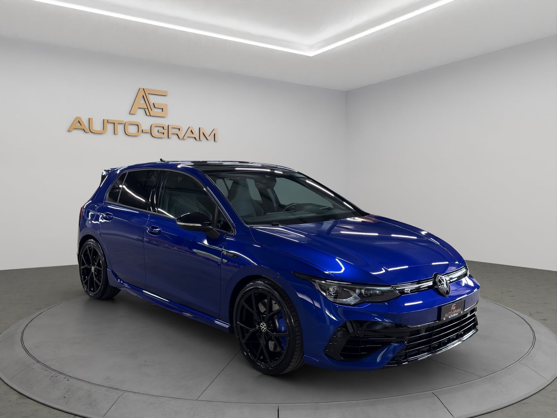 VW Golf 2.0 TSI R DSG 4Motion – Bild 7