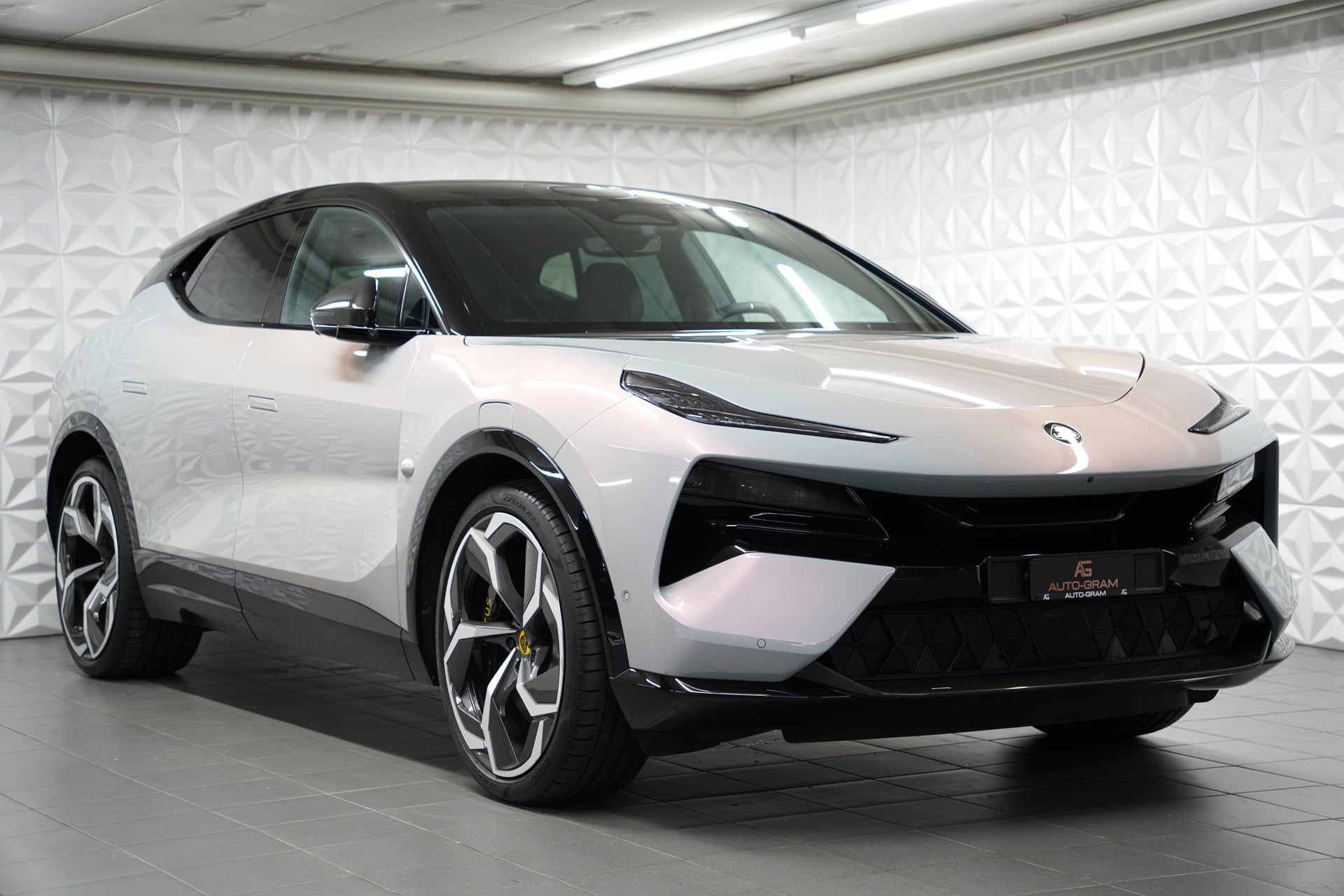 Lotus Eletre 112kWh R – Bild 7