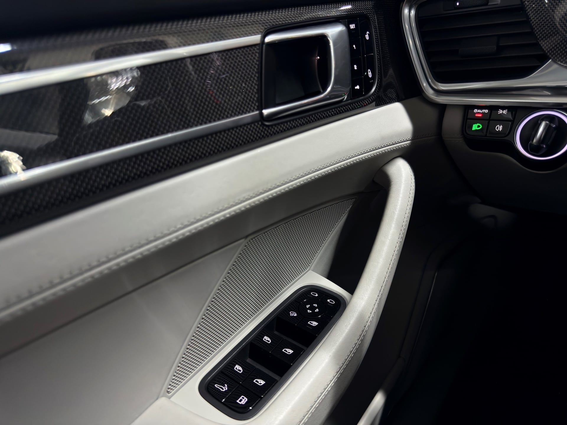 Porsche Panamera 4 E-Hybrid PDK – Bild 22