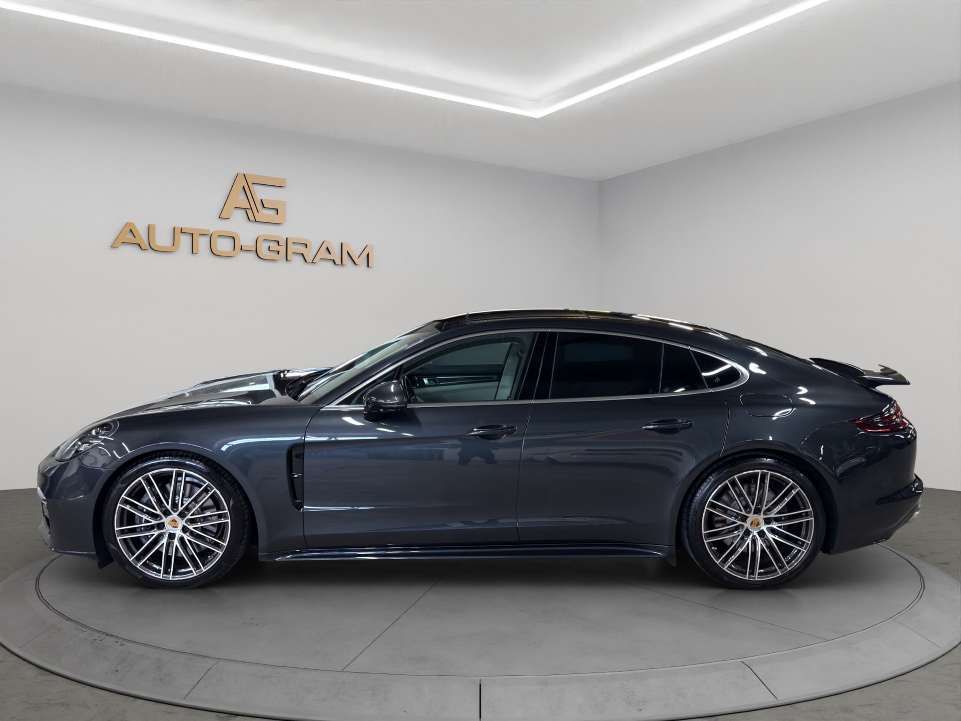 Porsche Panamera 4 E-Hybrid PDK – Bild 2