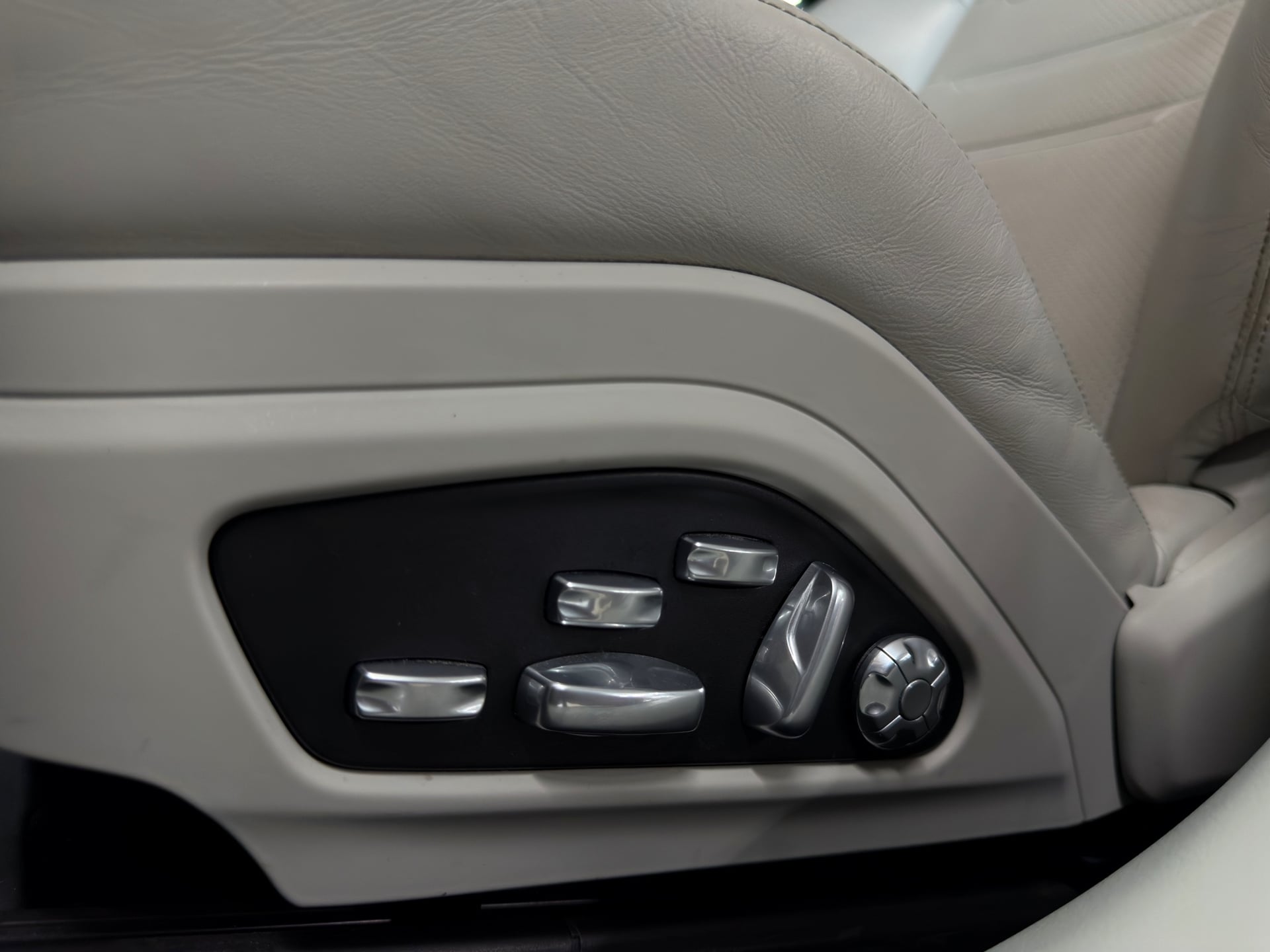 Porsche Panamera 4 E-Hybrid PDK – Bild 26