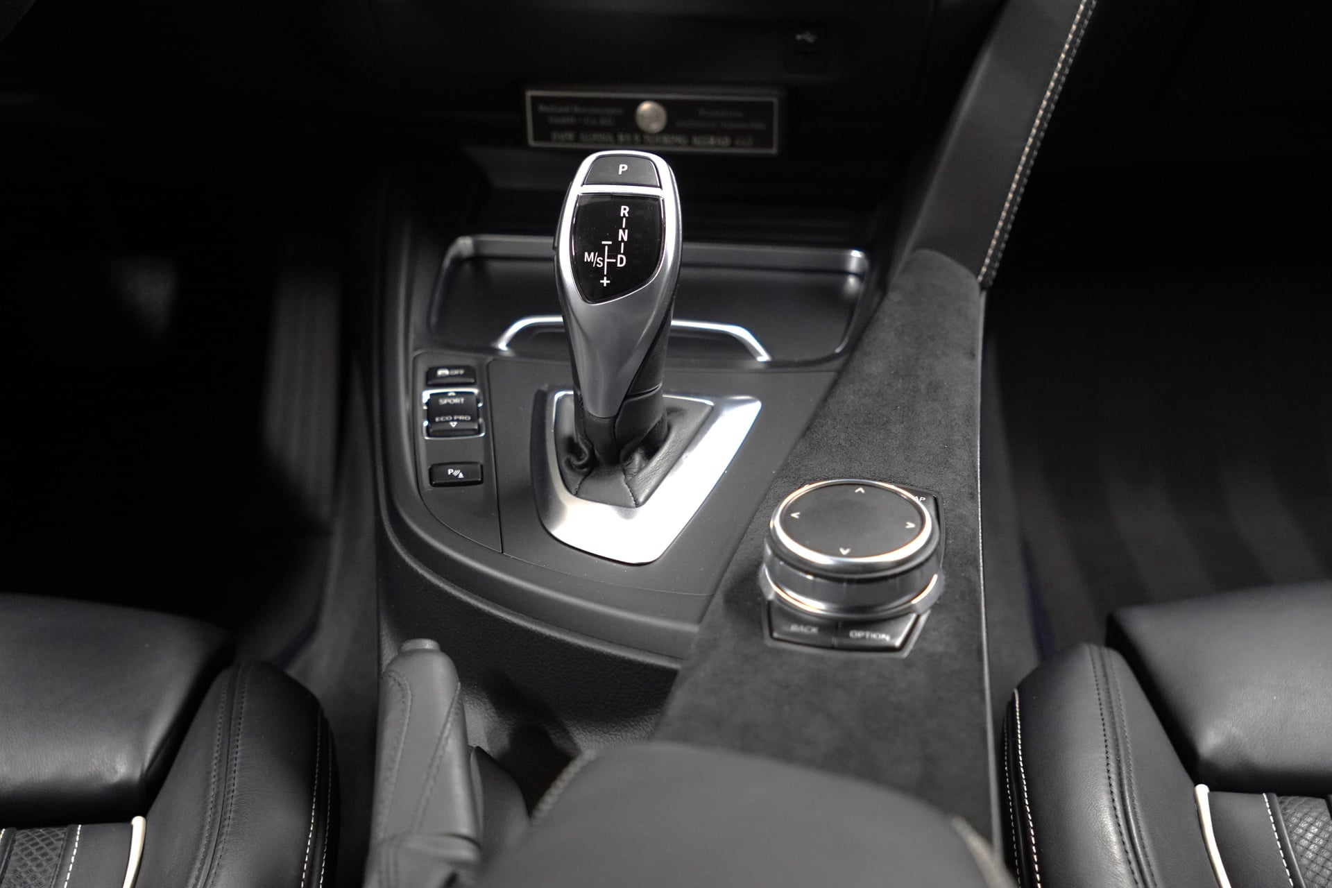 BMW Alpina 3 Series B3 BiTurbo Touring 3.0 xDrive Switch-Tronic – Bild 15