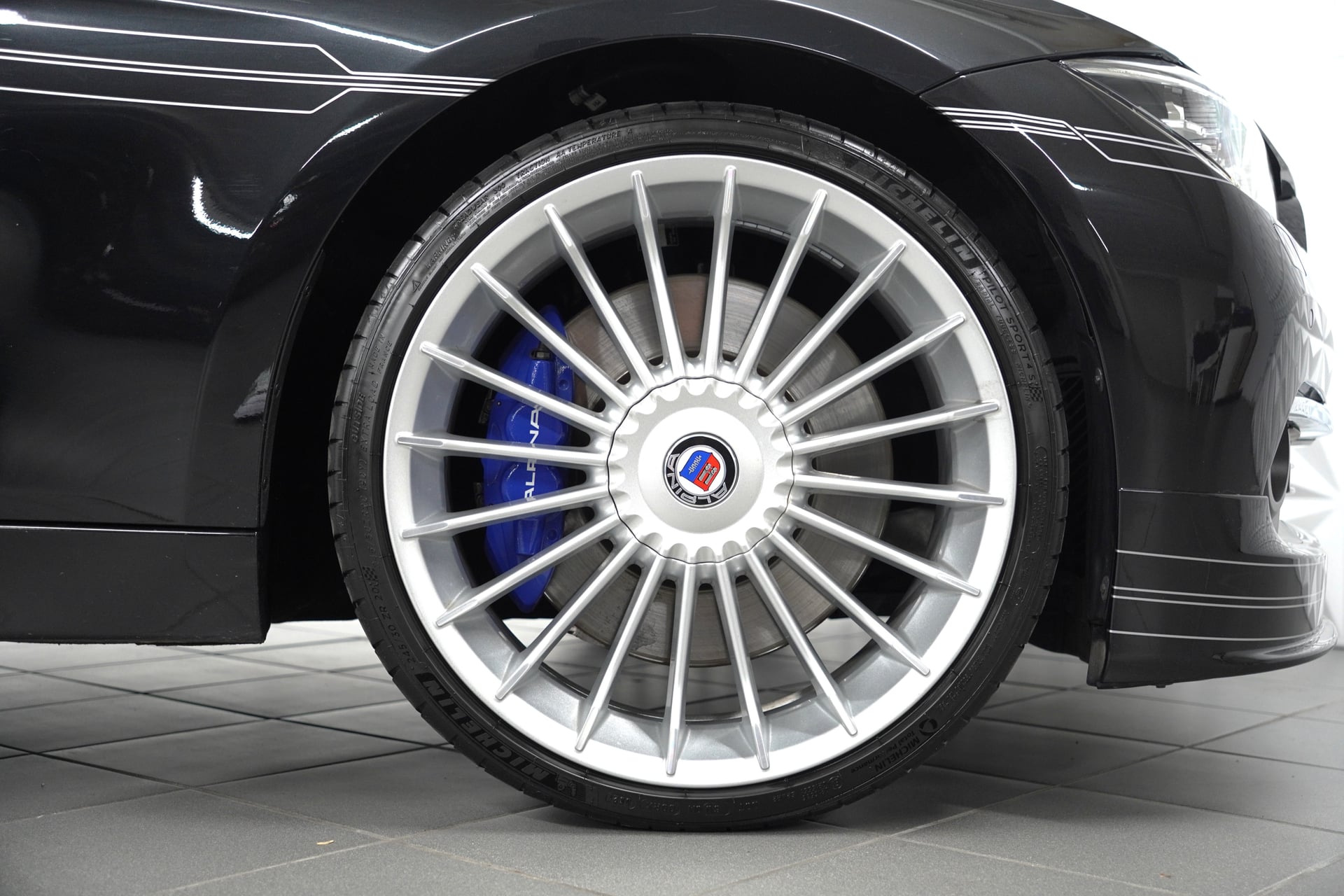 BMW Alpina 3 Series B3 BiTurbo Touring 3.0 xDrive Switch-Tronic – Bild 9
