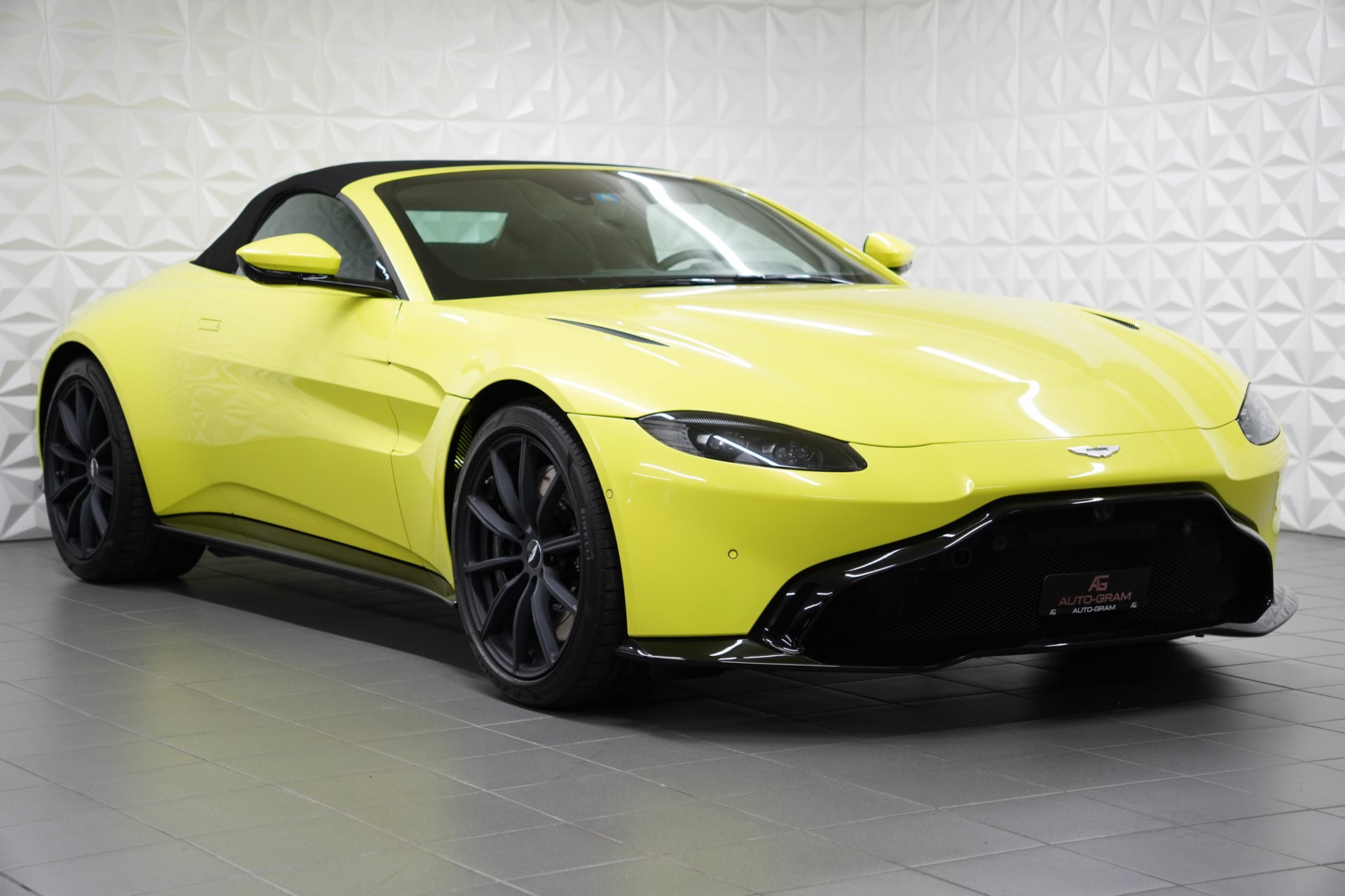 Aston Martin V8 Vantage 4.0 Roadster – Bild 7