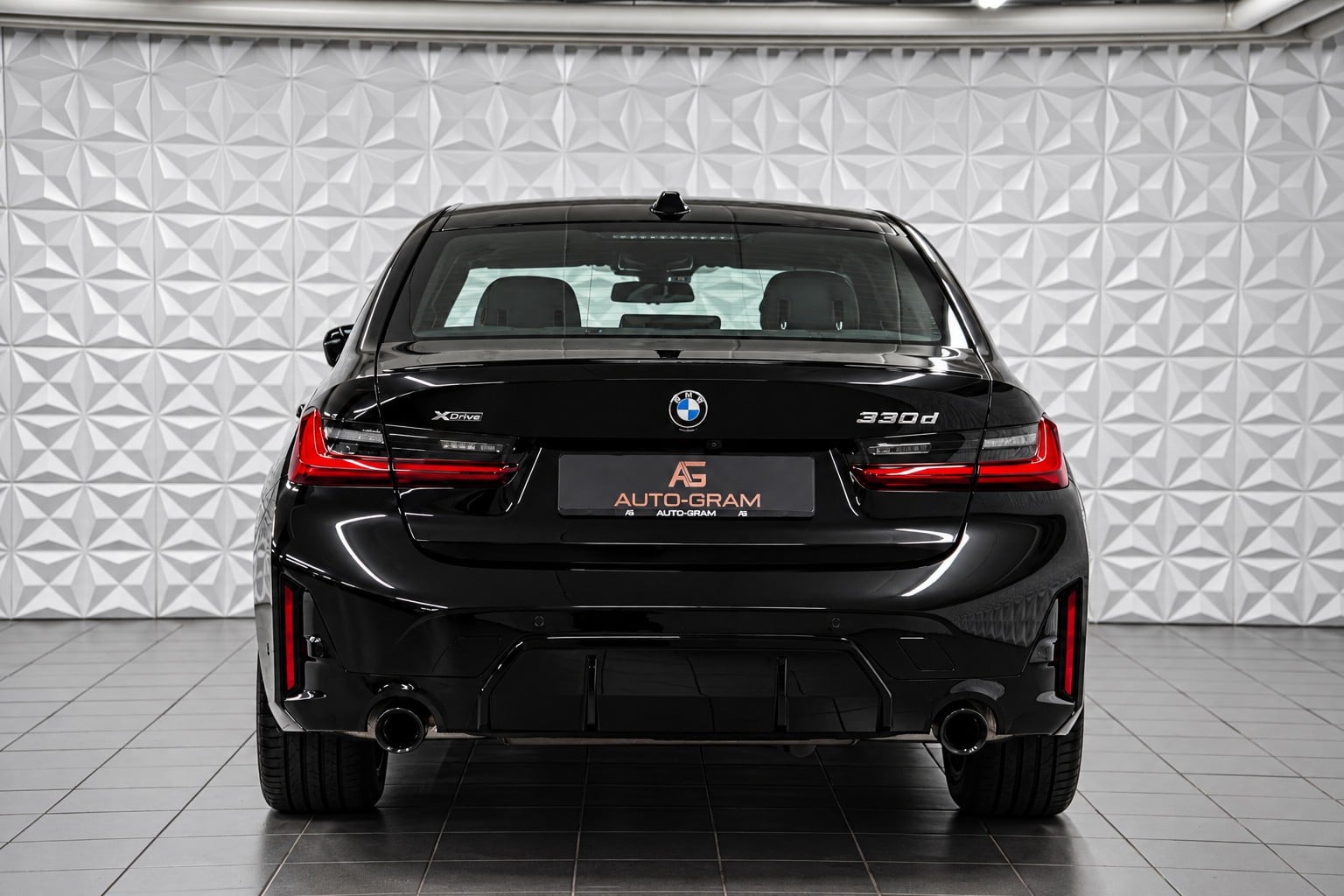 BMW 330d xDrive 48V Steptronic M Sport Pro – Bild 4