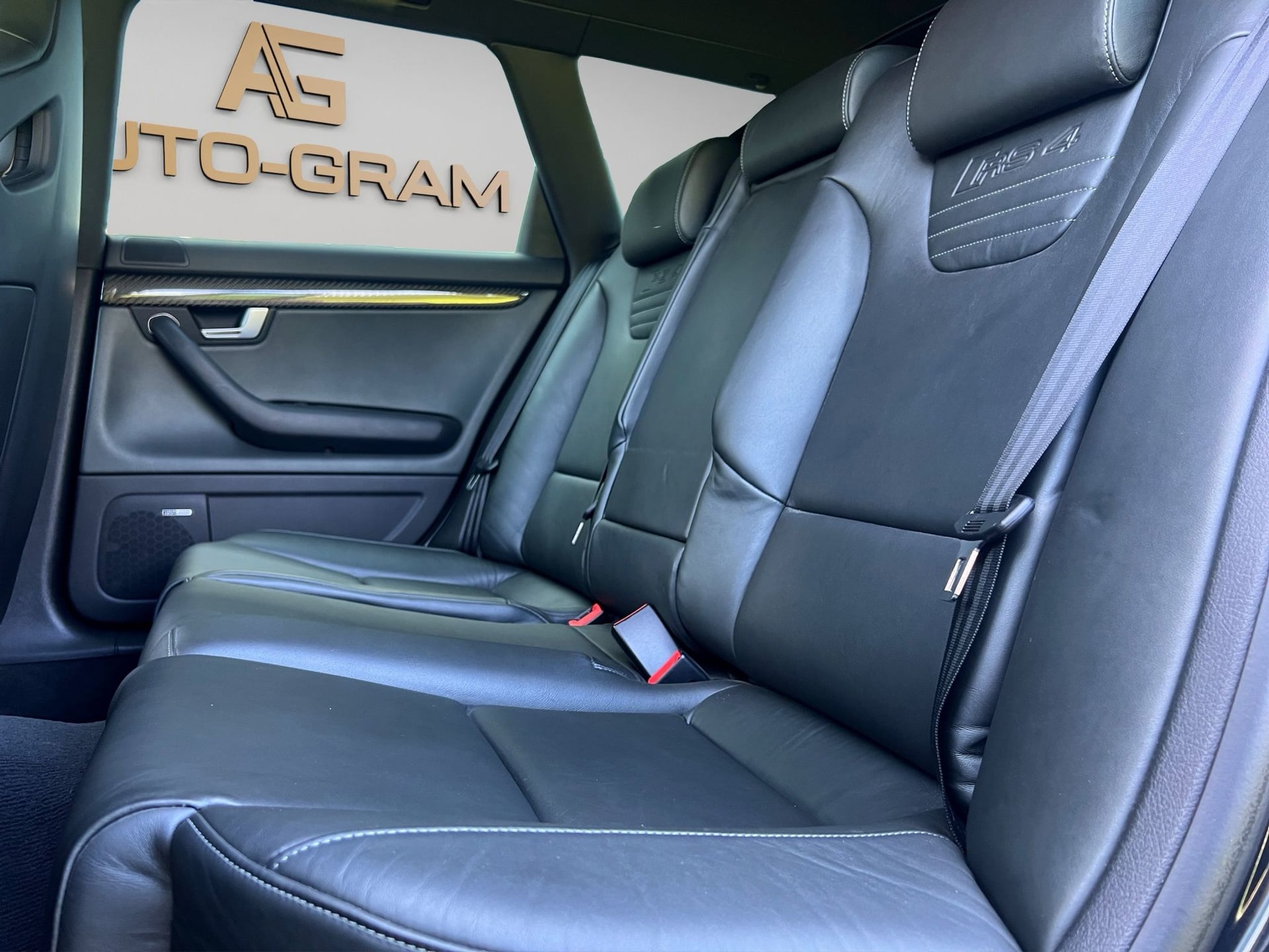 Audi RS4 Avant 4.2 V8 quattro – Bild 23