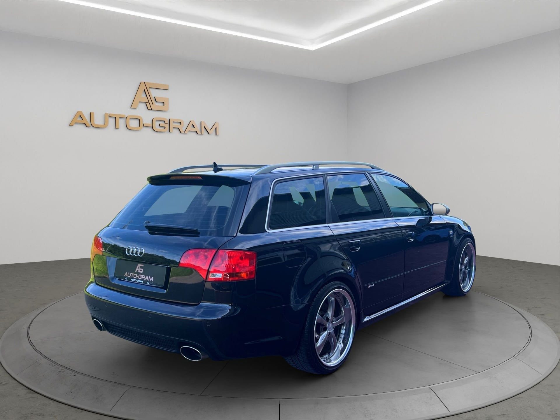 Audi RS4 Avant 4.2 V8 quattro – Bild 5