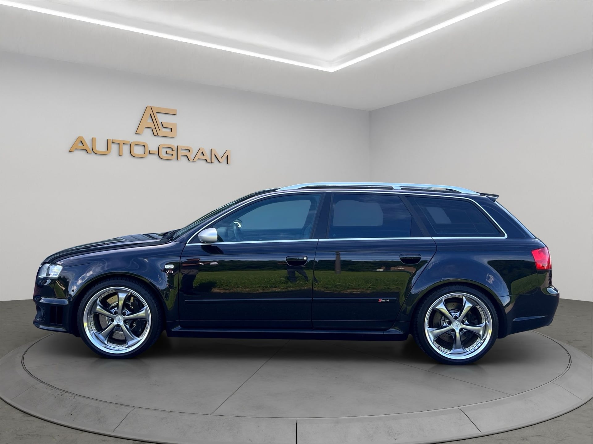 Audi RS4 Avant 4.2 V8 quattro – Bild 2