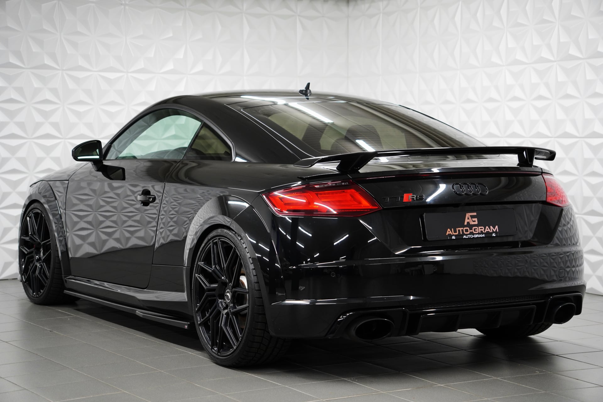Audi TT RS Coupé 2.5 TFSI quattro S-tronic – Bild 3