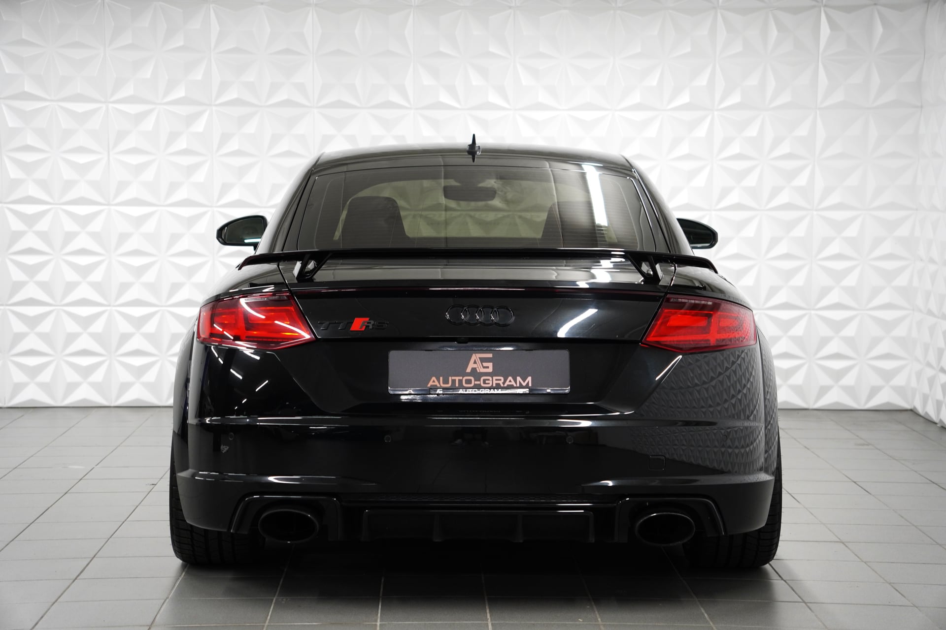 Audi TT RS Coupé 2.5 TFSI quattro S-tronic – Bild 4