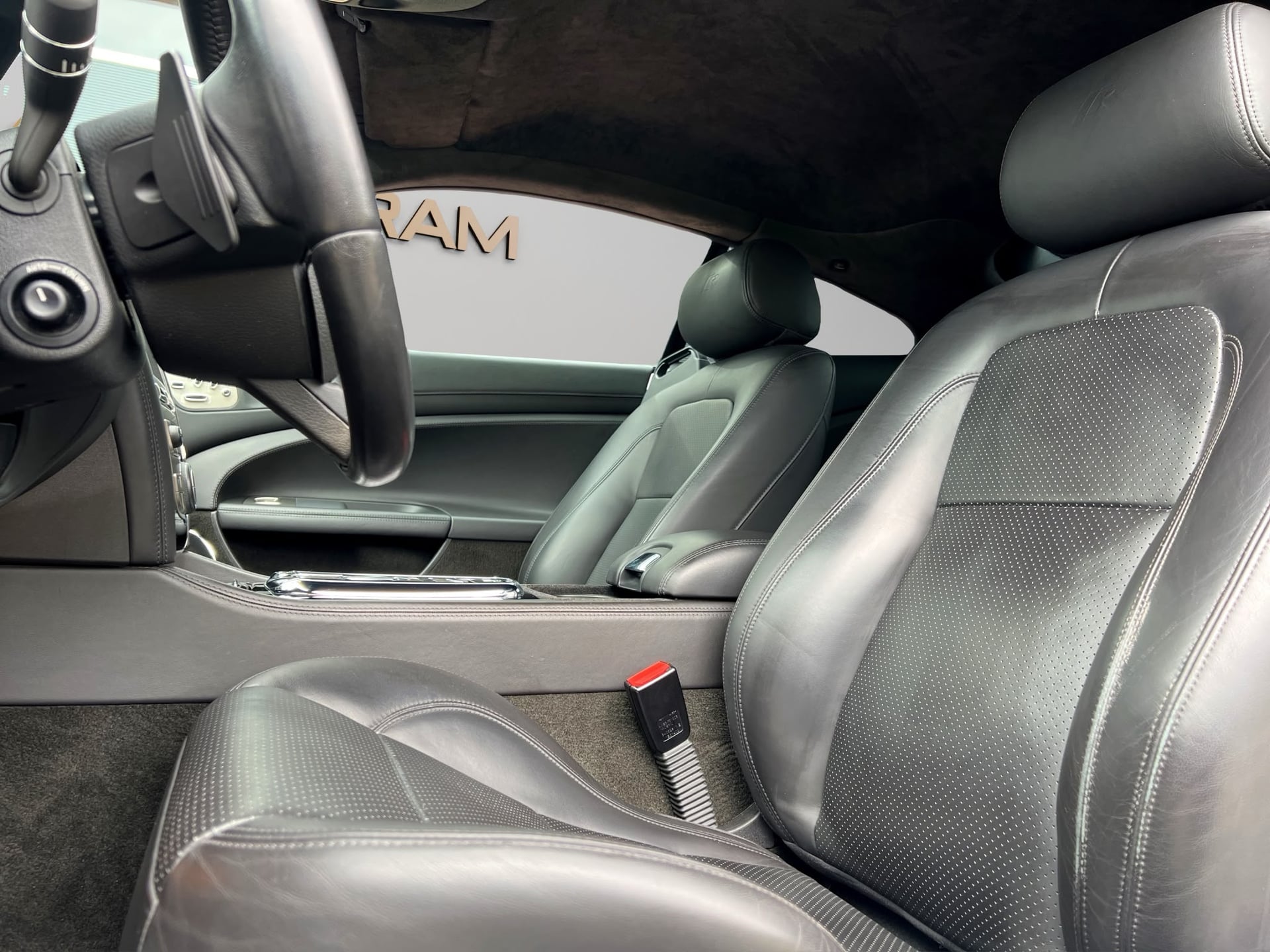 Jaguar XKR 5.0 V8 SC Automatic – Bild 12