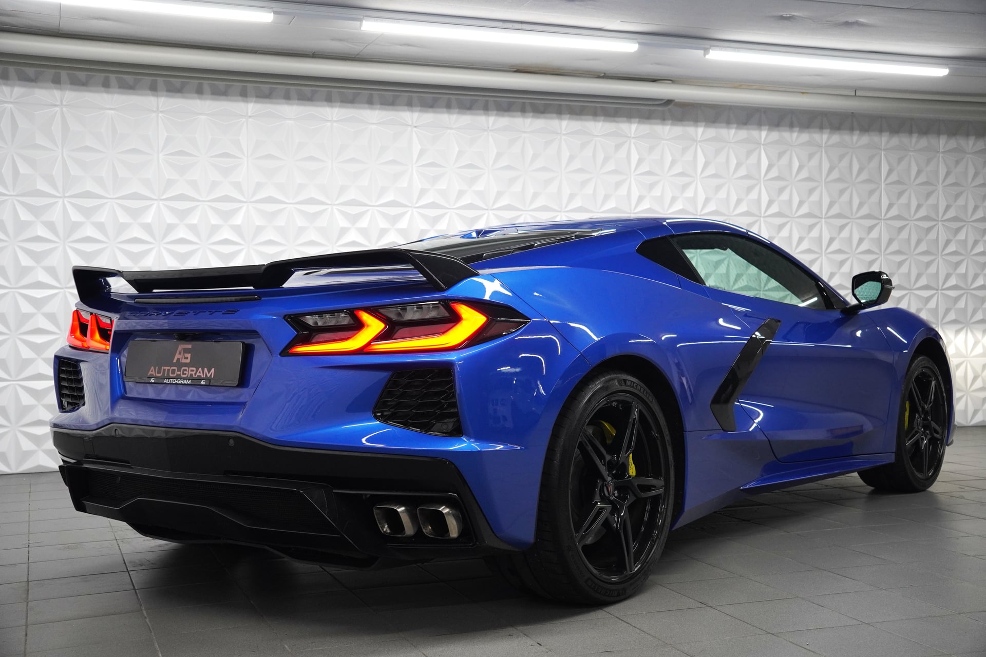 Chevrolet Corvette Convertible Stingray 3LT Automatic – Bild 10