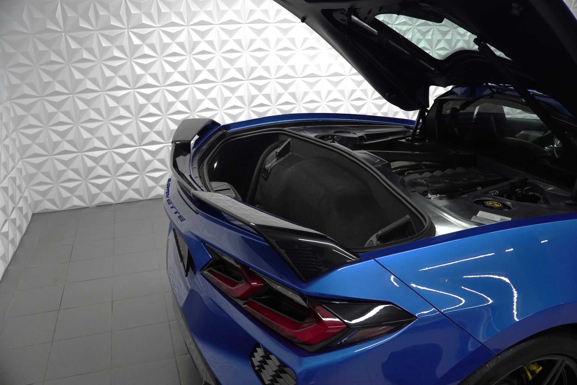 Chevrolet Corvette Convertible Stingray 3LT Automatic – Bild 26