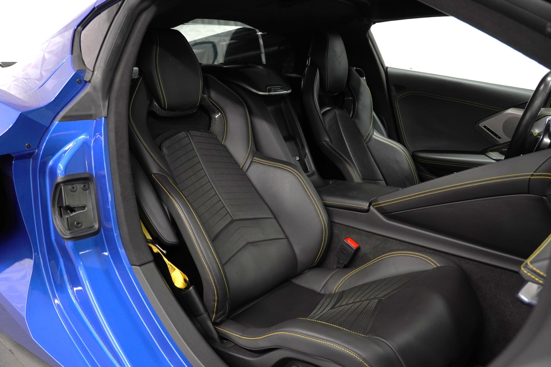Chevrolet Corvette Convertible Stingray 3LT Automatic – Bild 14