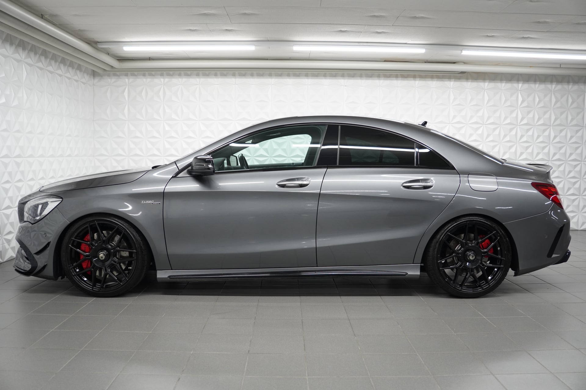Mercedes-Benz CLA 45 AMG 4Matic Speedshift – Bild 2