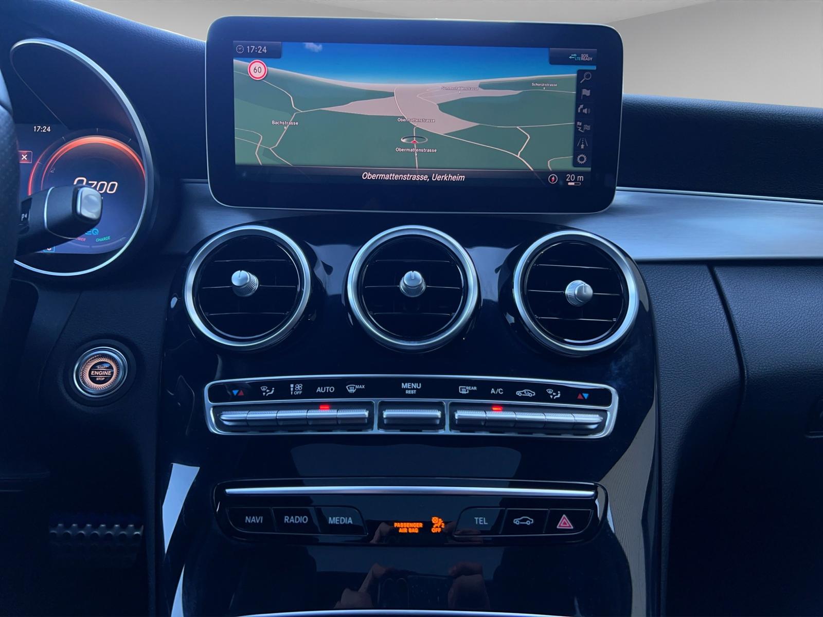Mercedes-Benz C 200 Swiss Star AMG Line 4M 9G-Tronic – Bild 18