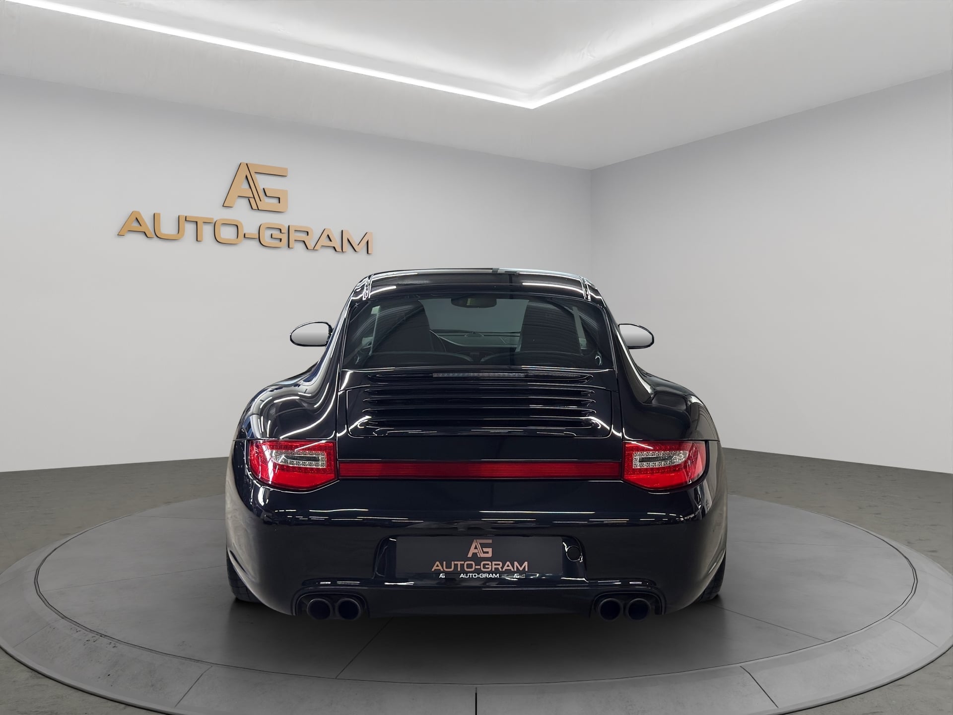 Porsche 911 Carrera 4 – Bild 4