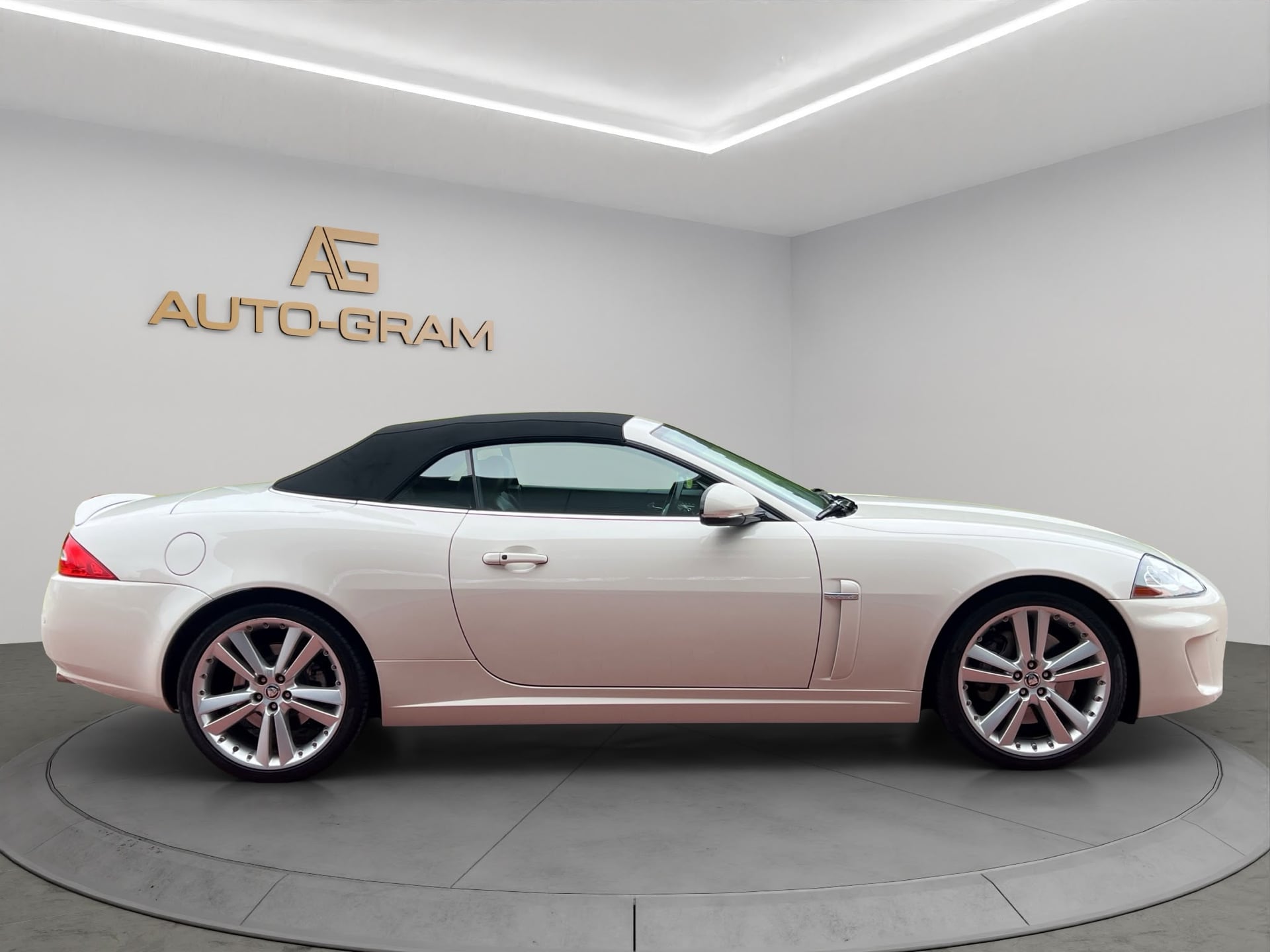 Jaguar XK 5.0 V8 Automatic – Bild 6