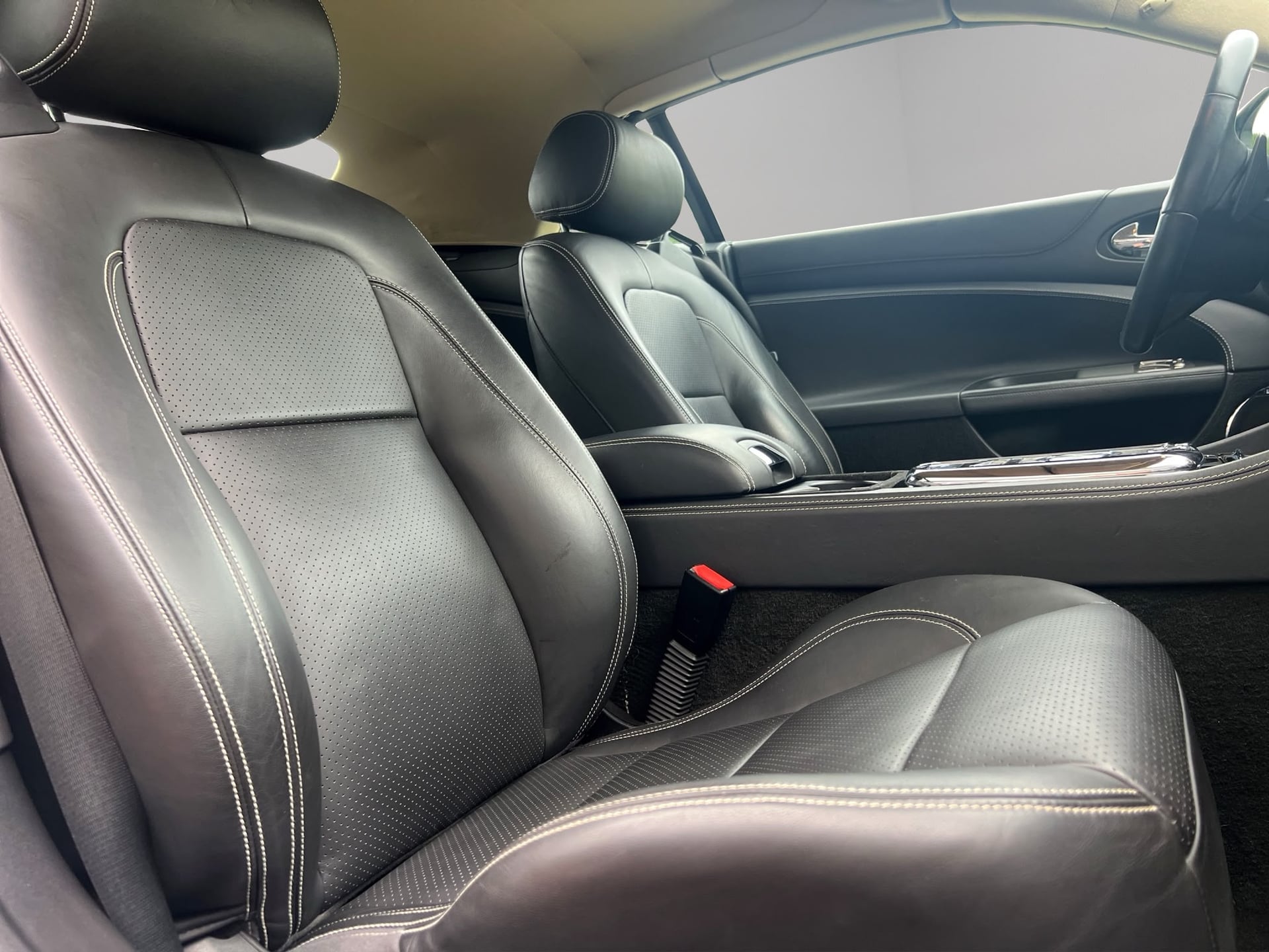 Jaguar XK 5.0 V8 Automatic – Bild 13