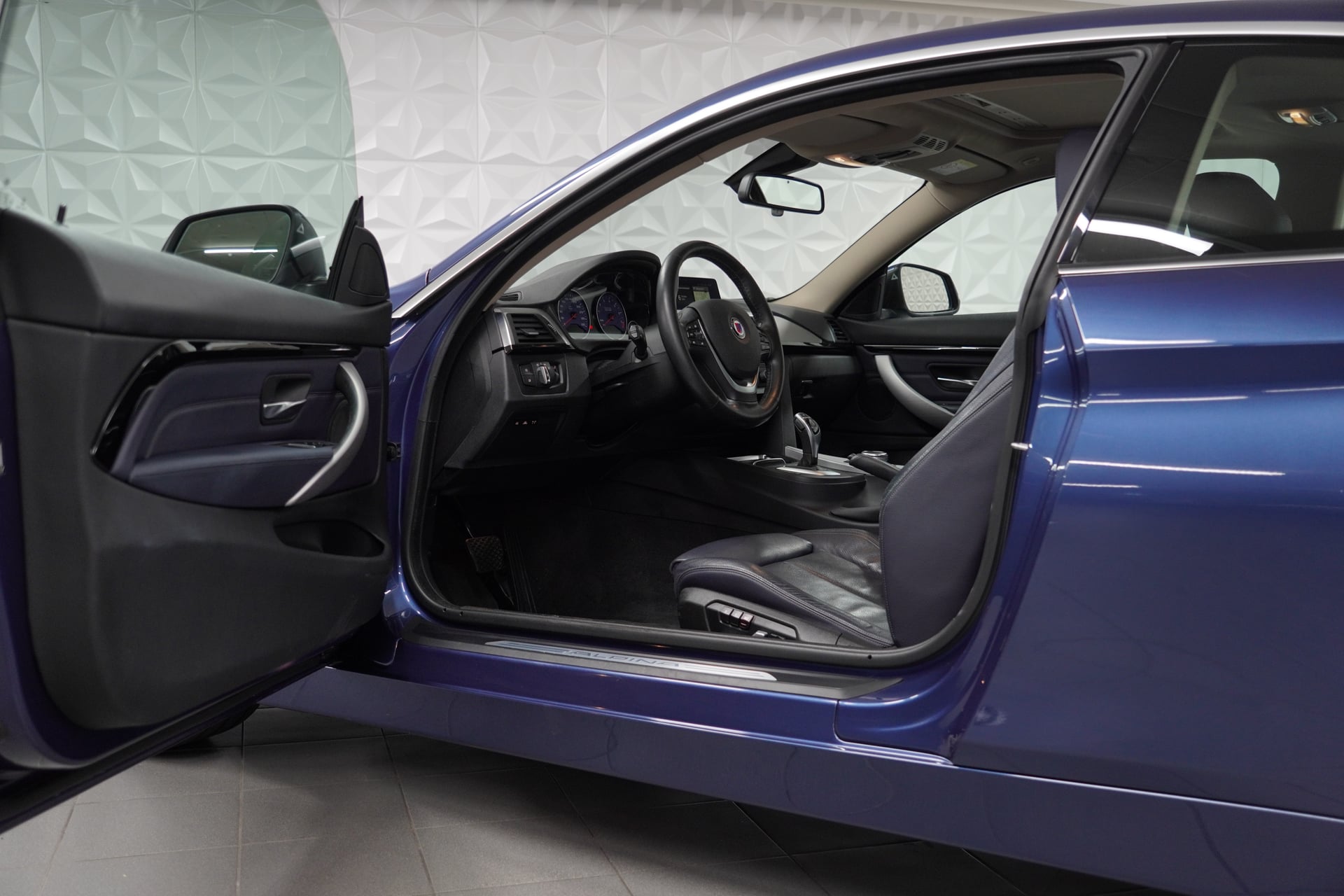 BMW Alpina 4 Series B4 S BiTurbo Coupé 3.0 xDrive Switch-Tronic – Bild 21